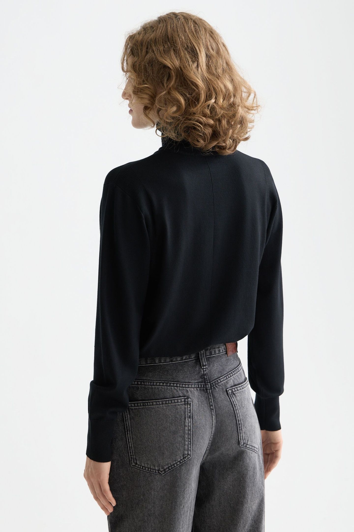 CORE ROLL NECK RELAXED PULLOVER BLACK 2