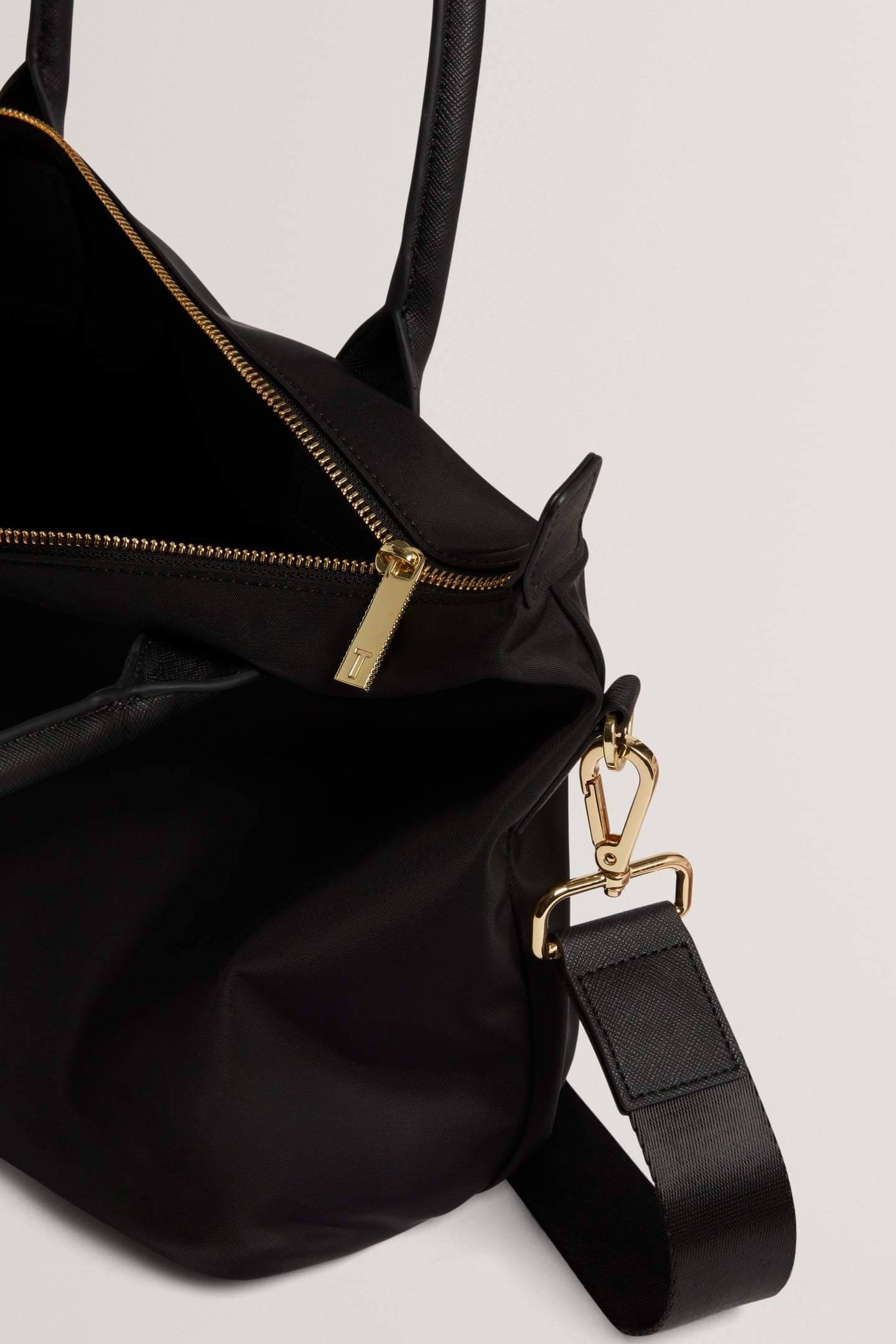 SMALL NYLON TOTE BLACK 3