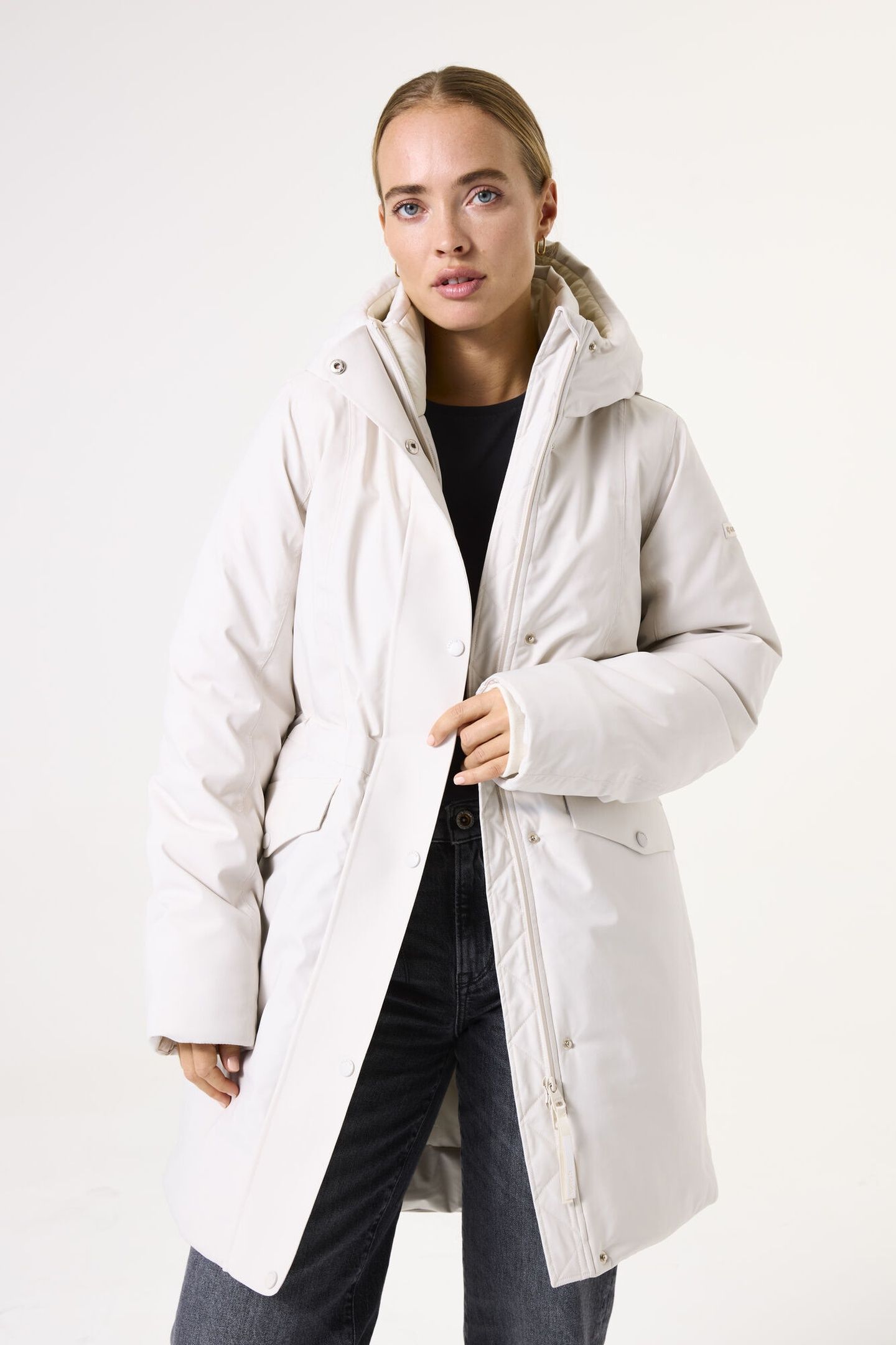 LADIES OUTDOOR JACKET KIT 1