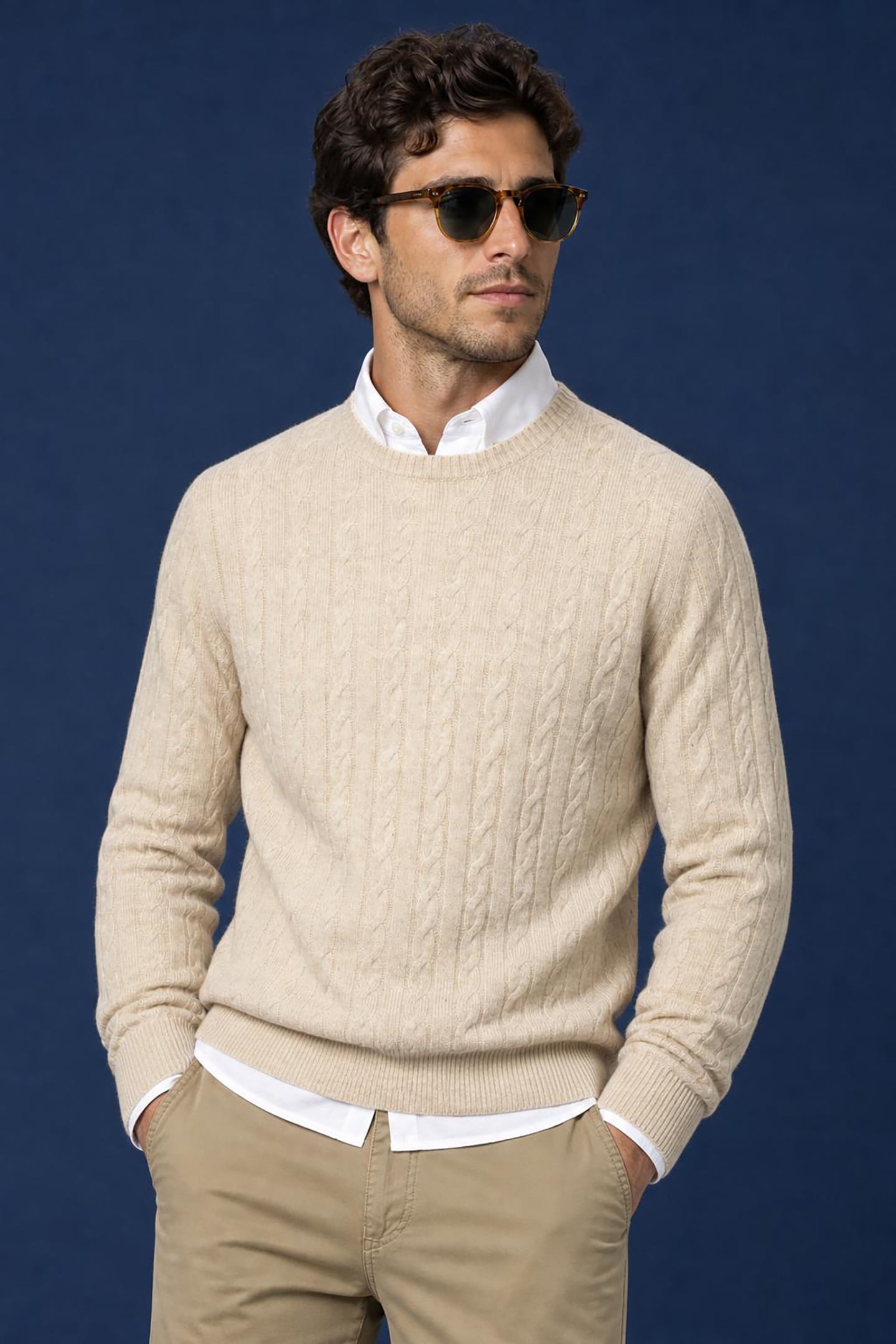 CABLE CREW NECK SWEATER STONE 1