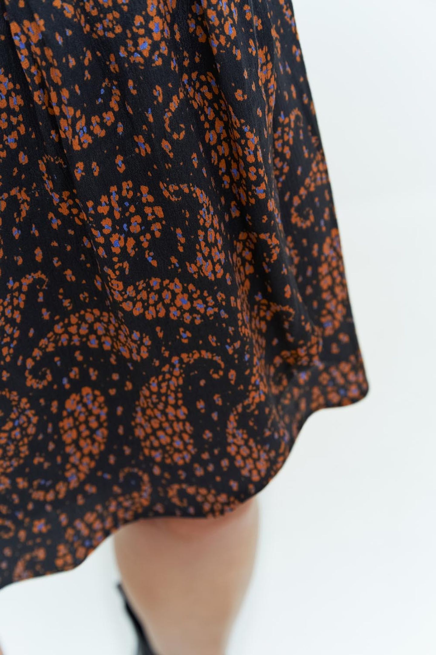 RIMBA _ BLACK WRAP DRESS WITH PAISLEY PRINT IN VISCOSE 4