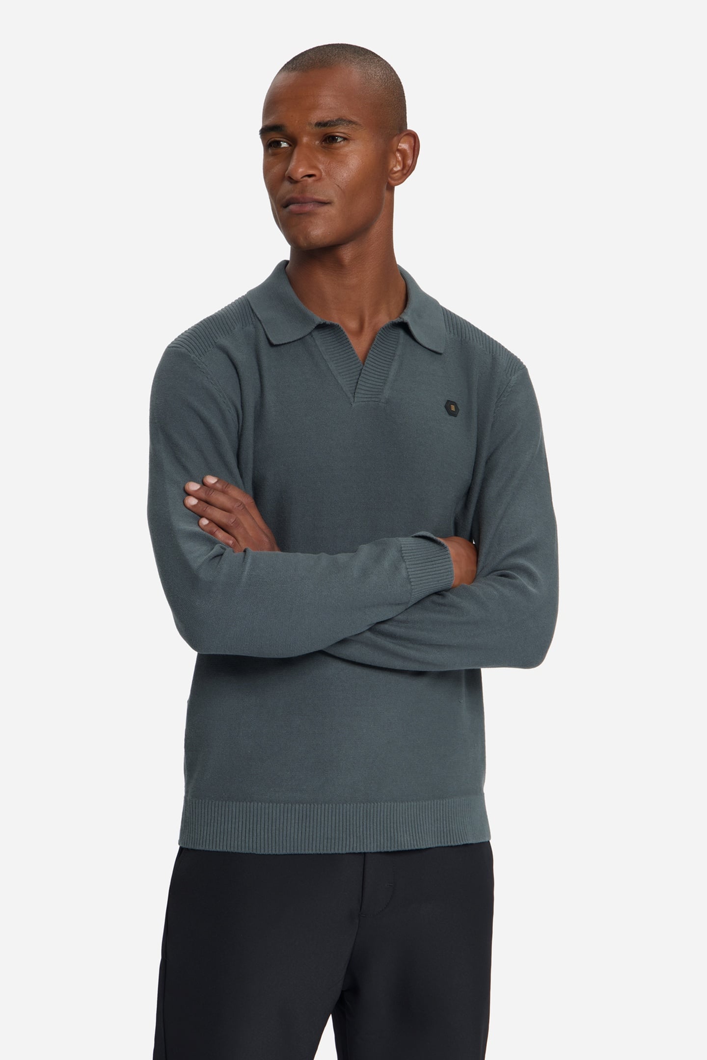 PULLOVER V-COLLAR SHOULDER DETAIL DARK STEEL 3