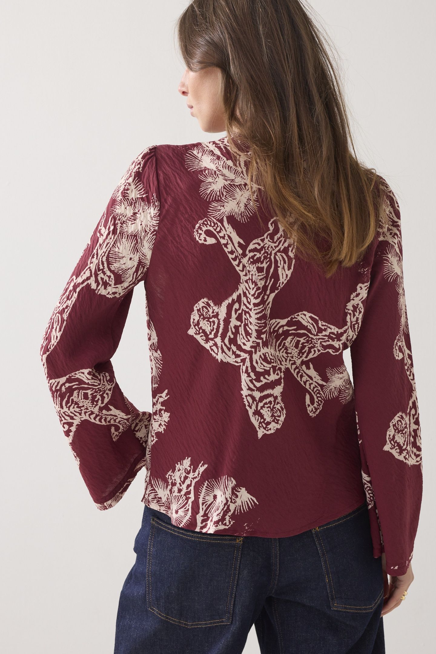 TOP V NECK TIGER PRINT REDS 2
