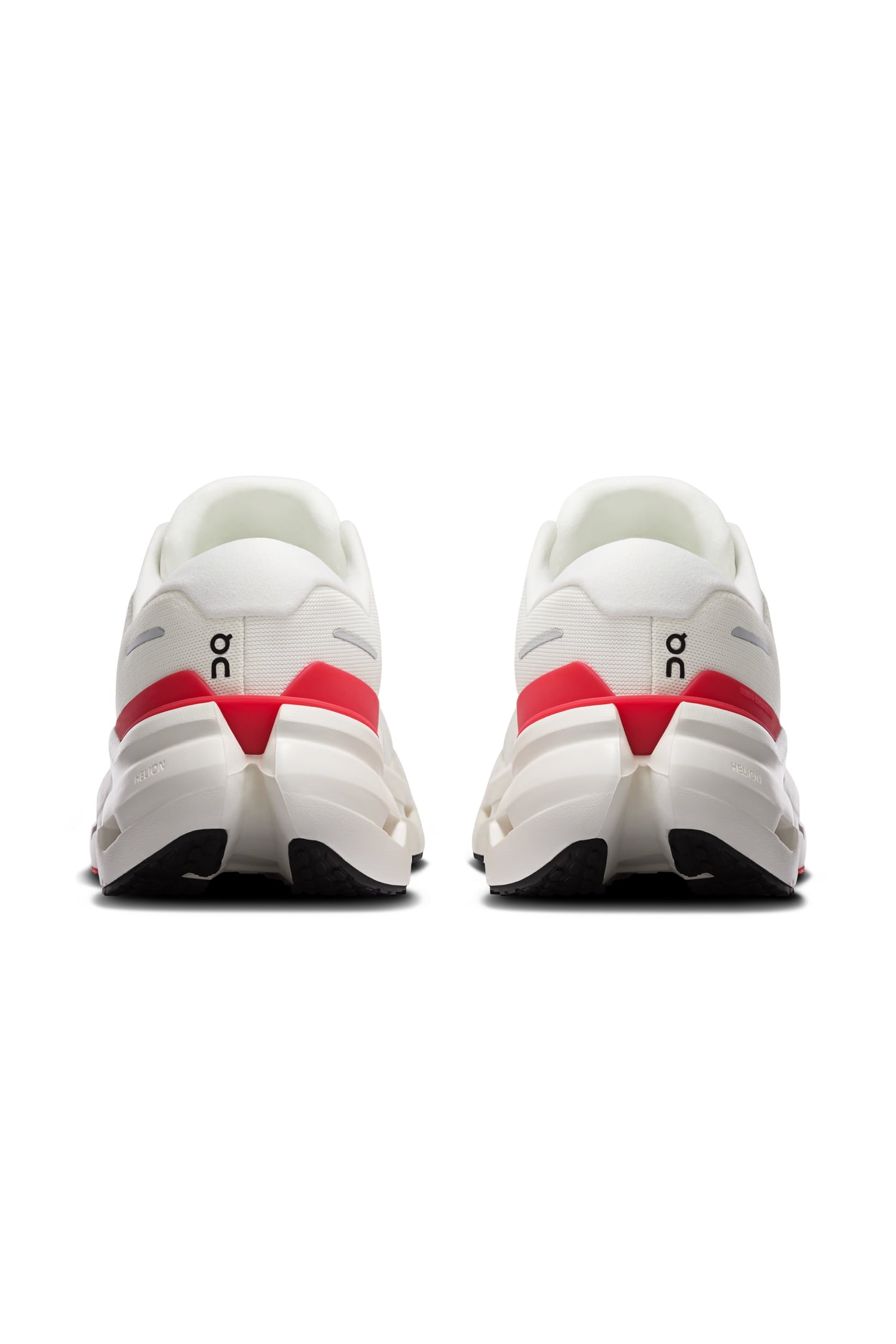 CLOUDRUNNER 3 IVORY | ROBIN 2