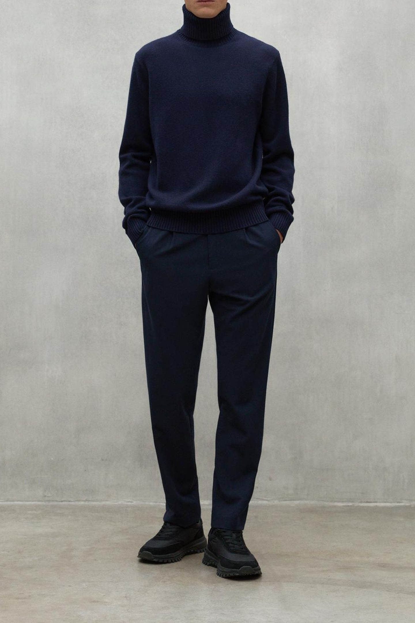BRUNALF KNIT DEEP NAVY 2