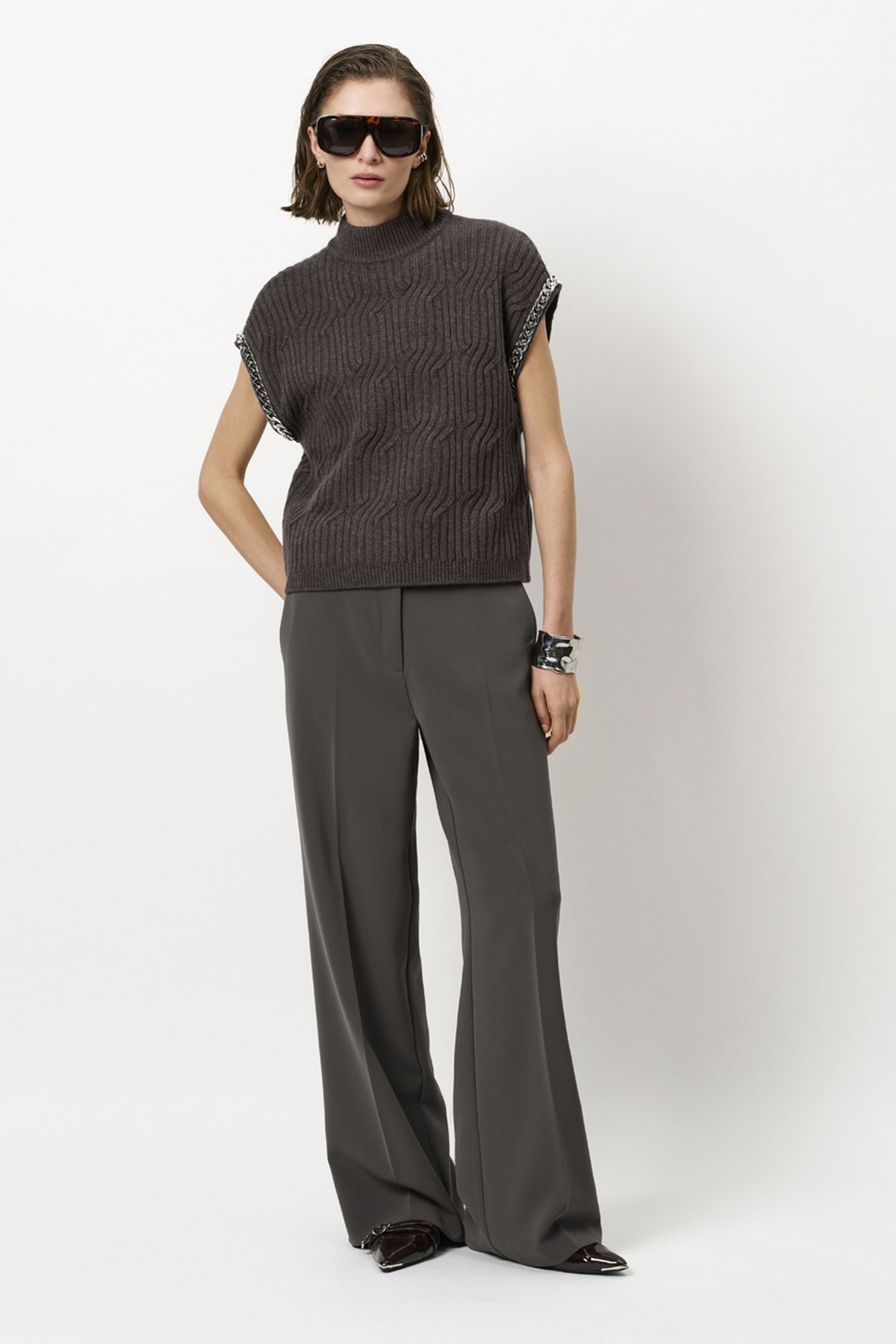 MELOE SLEEVELESS CHAIN SWEATER ANTIQUE GREY 2