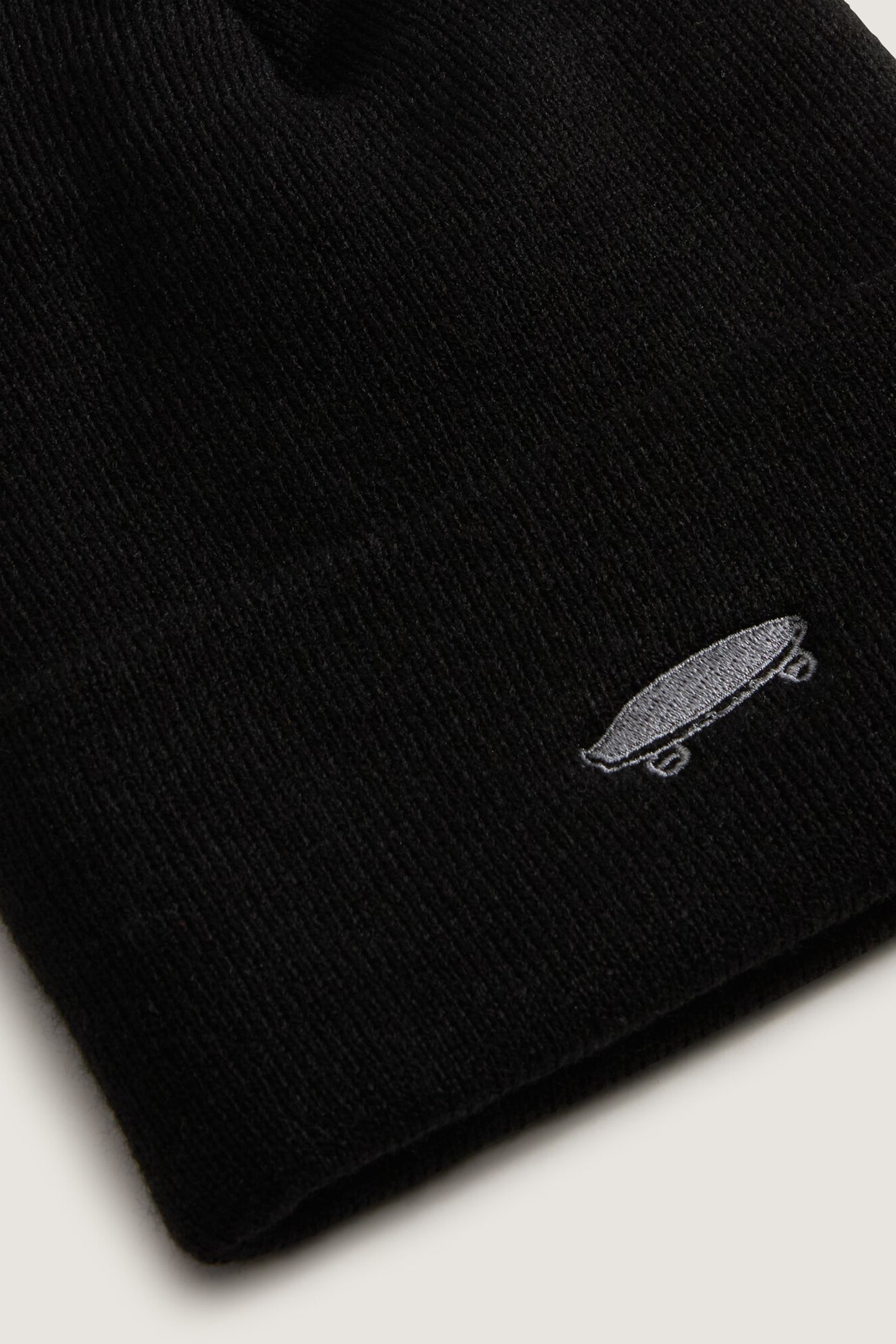 UNISEX SALTON TALL CUFF BEANIE BLACK 5