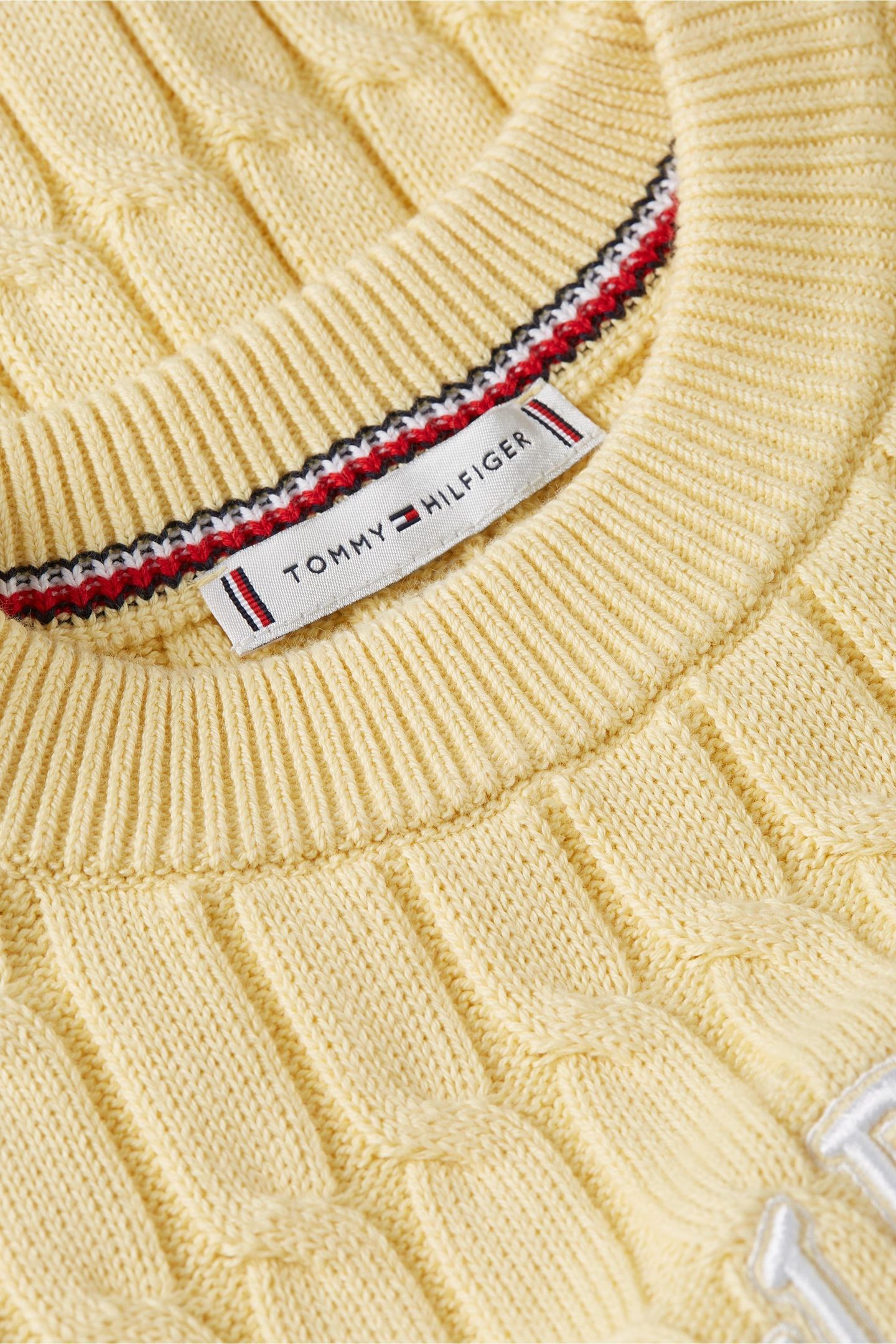 TEXTURED GRAPHIC C-NECK ZESTY YELLOW 5