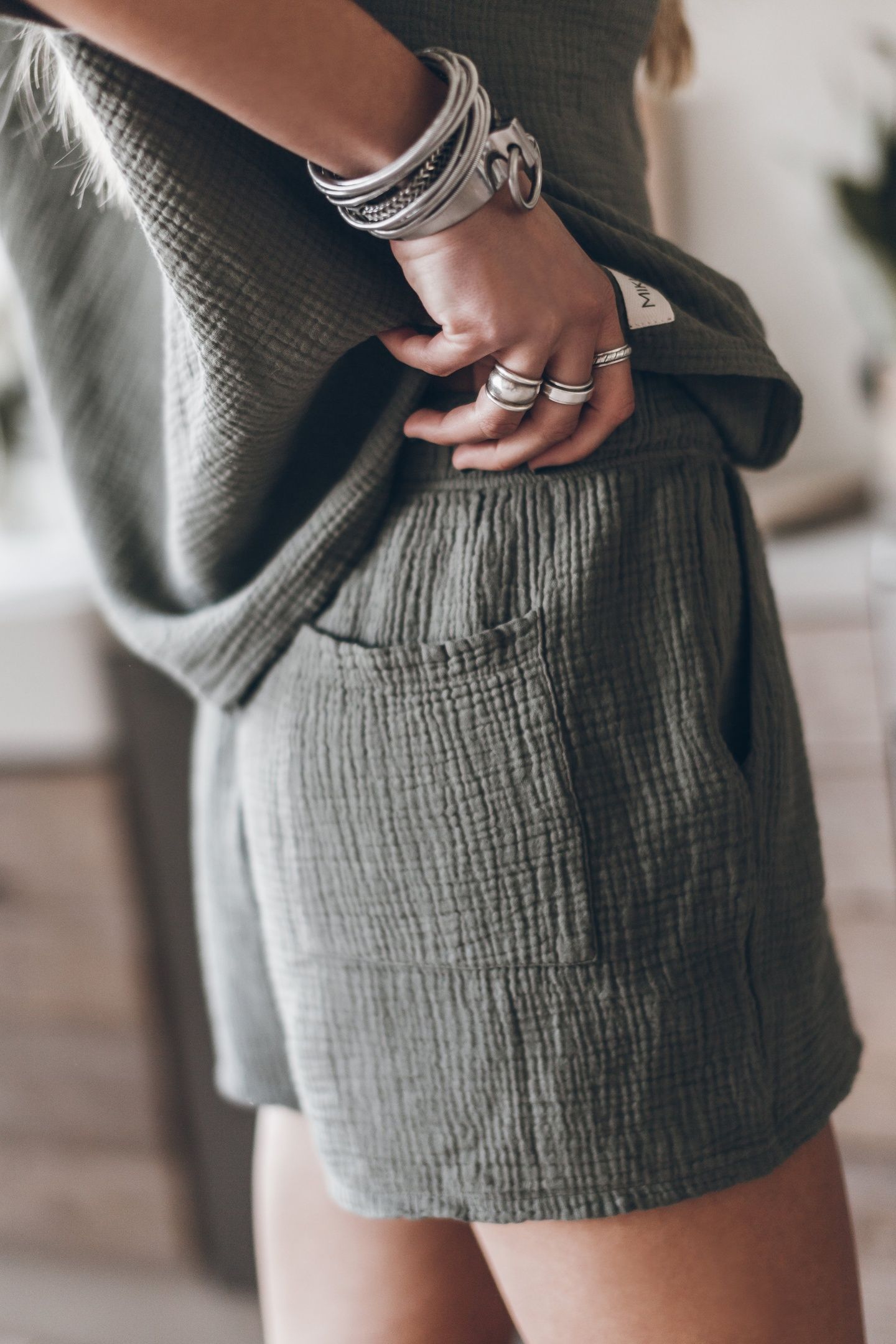 THE OLIVE CO-ORD SHORTS 1
