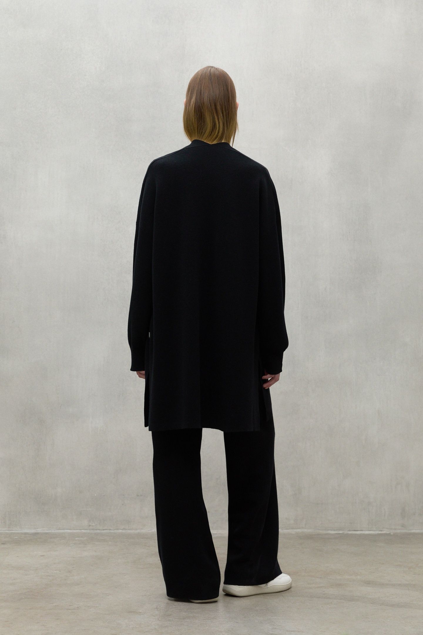 ARECAALF KNIT BLACK 2