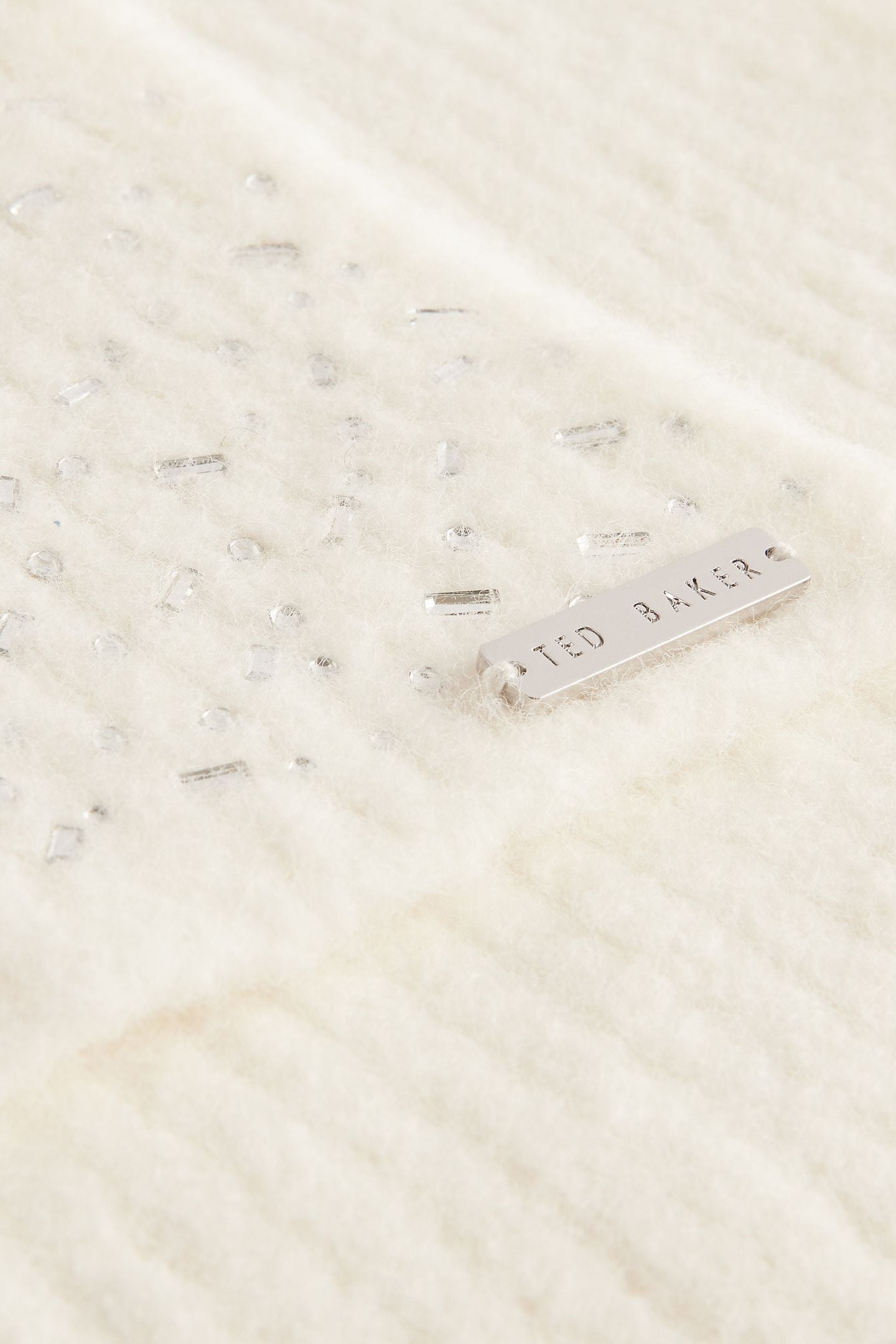 KERIISA RHINESTONE DETAIL KNITTED SCARF CREAM 2