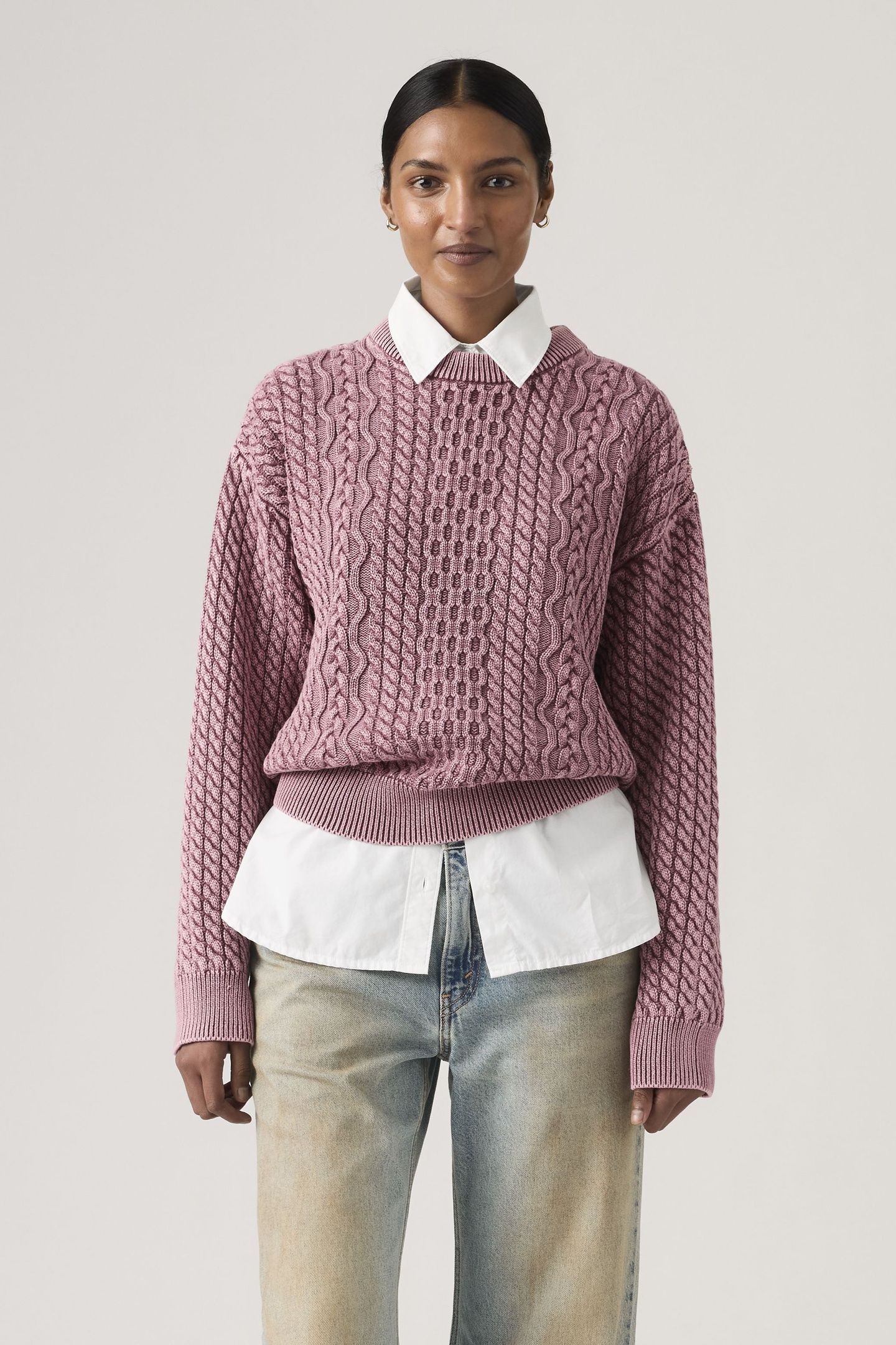 LEILAH CABLE CREWNECK SWEATER 1