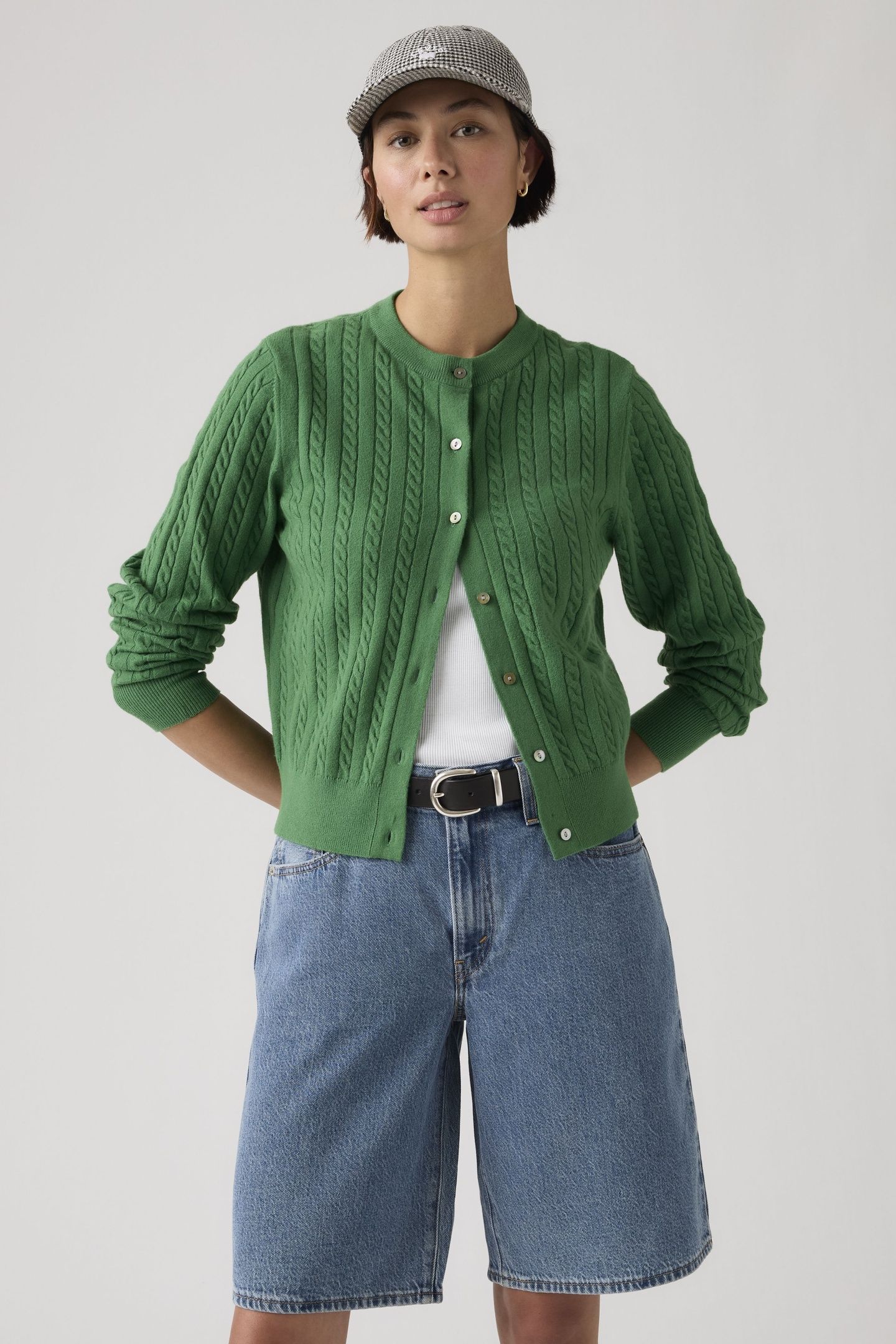 SUPERSOFT CREWNECK CARDIGAN 1