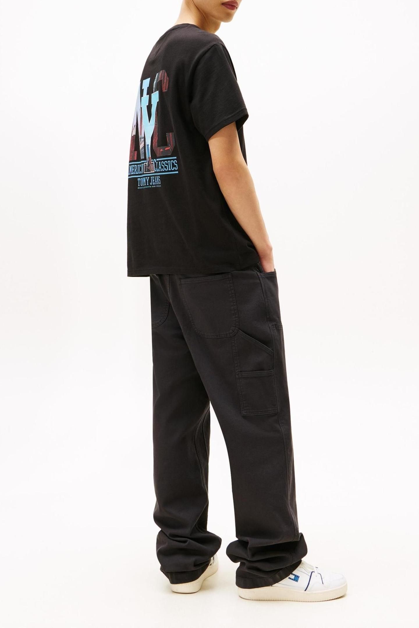 TJM RELAXED NOVELTY GRAPHIC BLACK 4