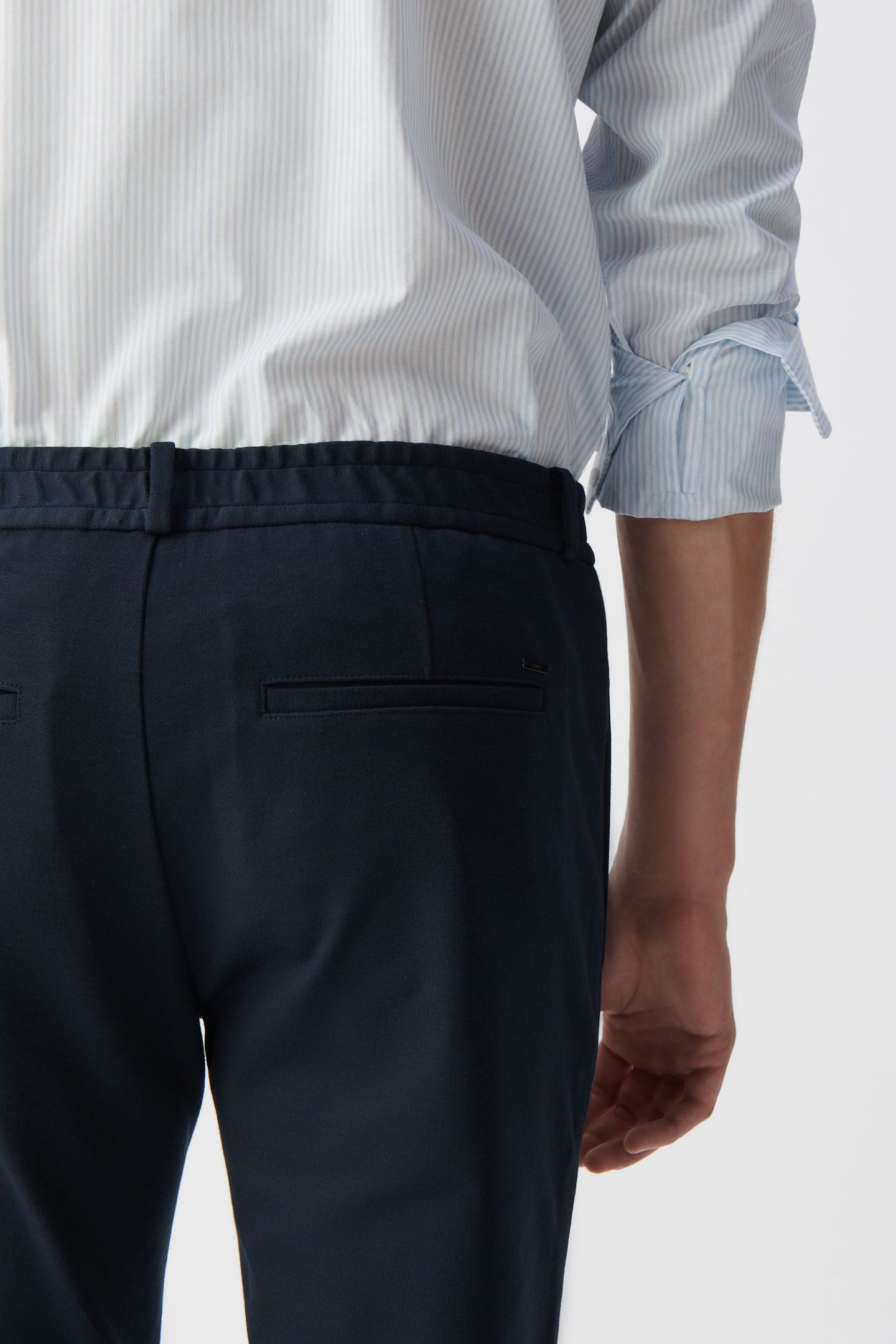 JOGGING PANTS 5