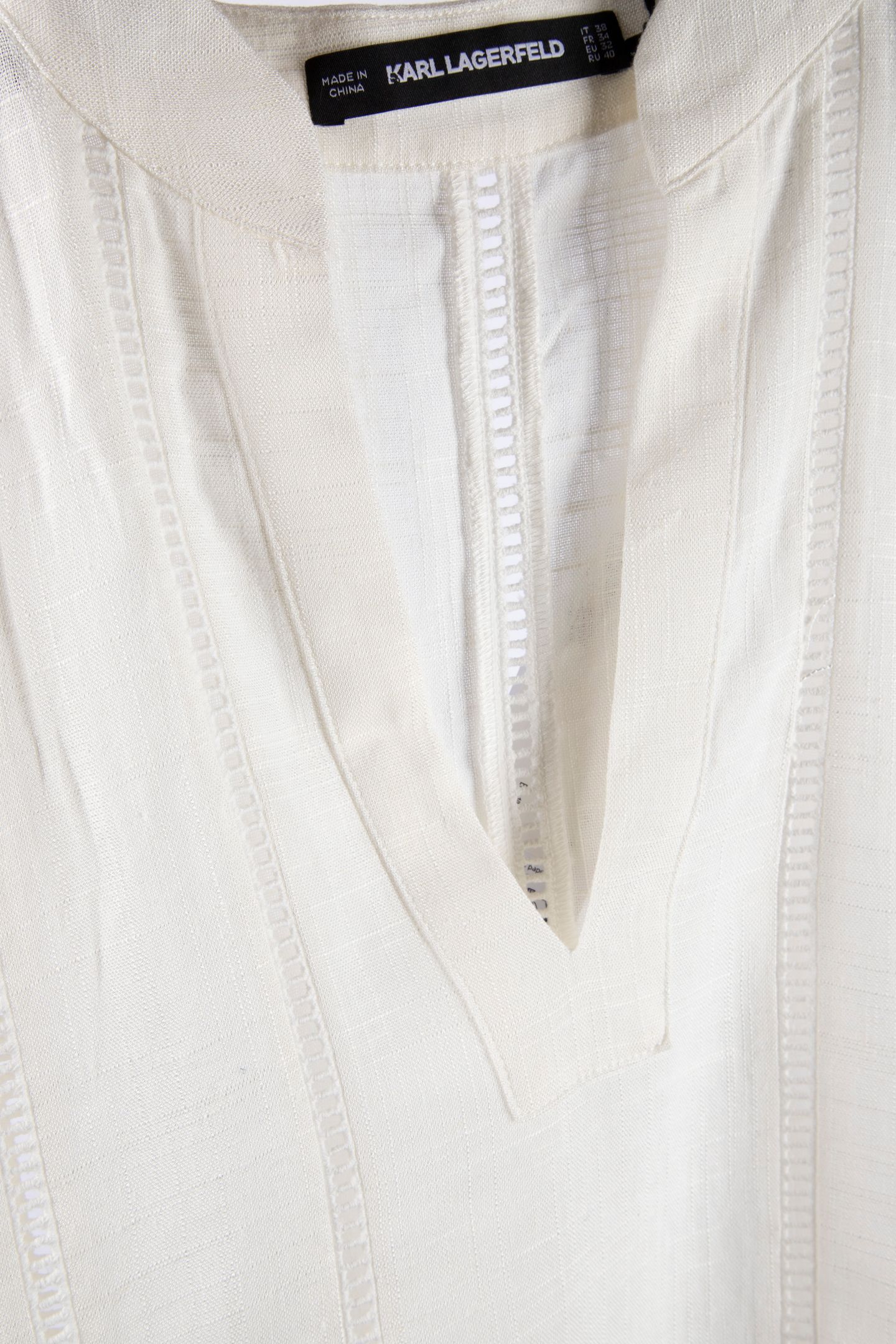EMBROIDERY DETAIL BLOUSE WHITE 4