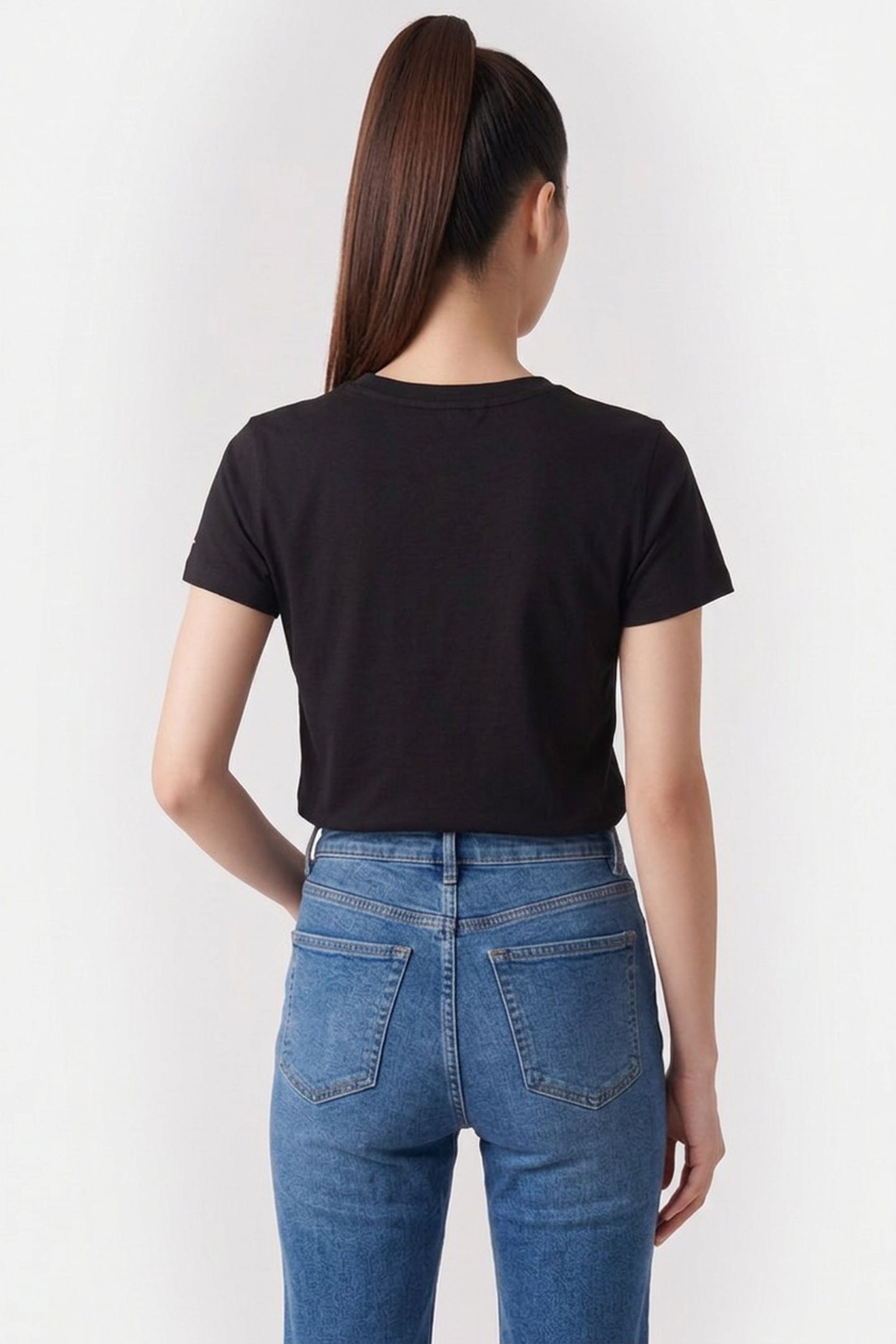 TH ESSENTIAL HILFIGER C-NECK BLACK 2