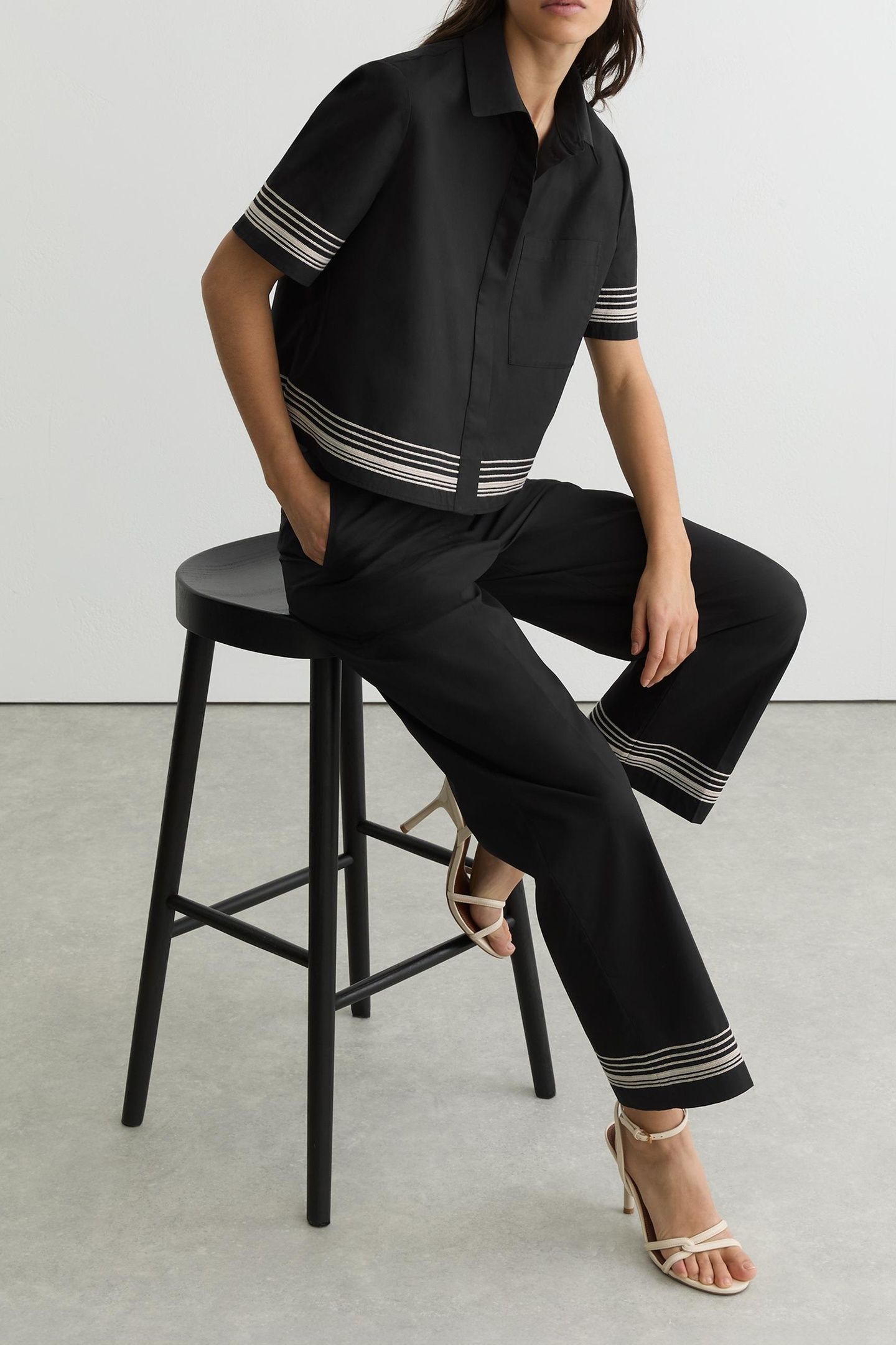 TAPER TROUSER WITH STRIPE DETAIL BLACK/IVORY 3