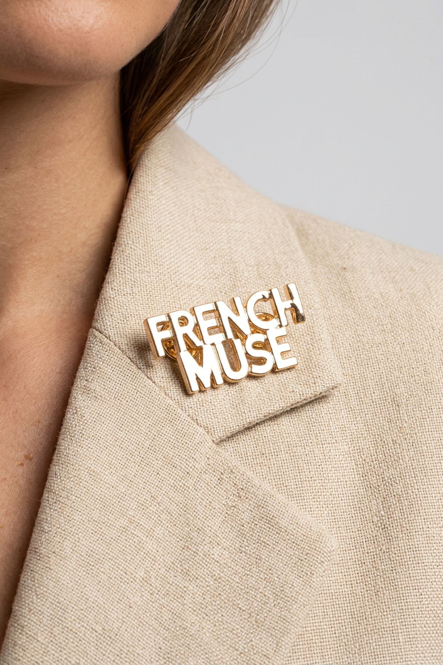 AMUSE - YELLOW METAL MESSAGE BROOCH 3