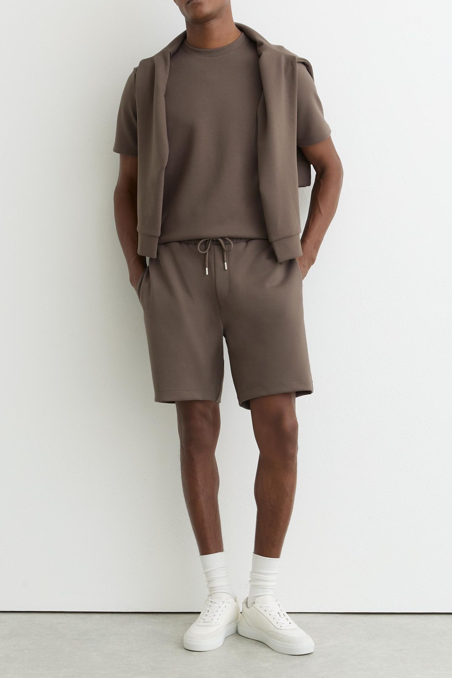 DRAWSTRING INTERLOCK SHORT LIGHT BROWN 3