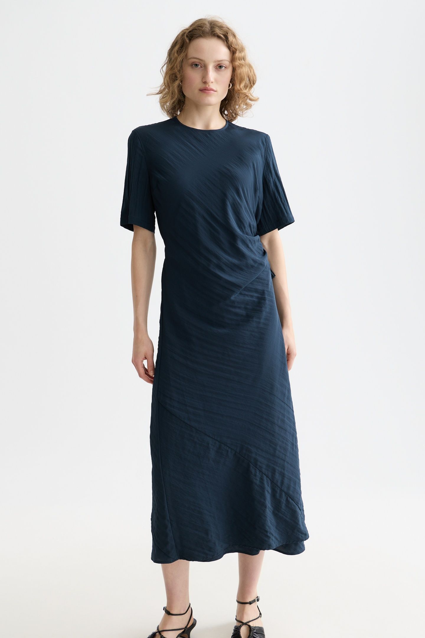 TIE WRAP MIDI DRESS CARBON 5