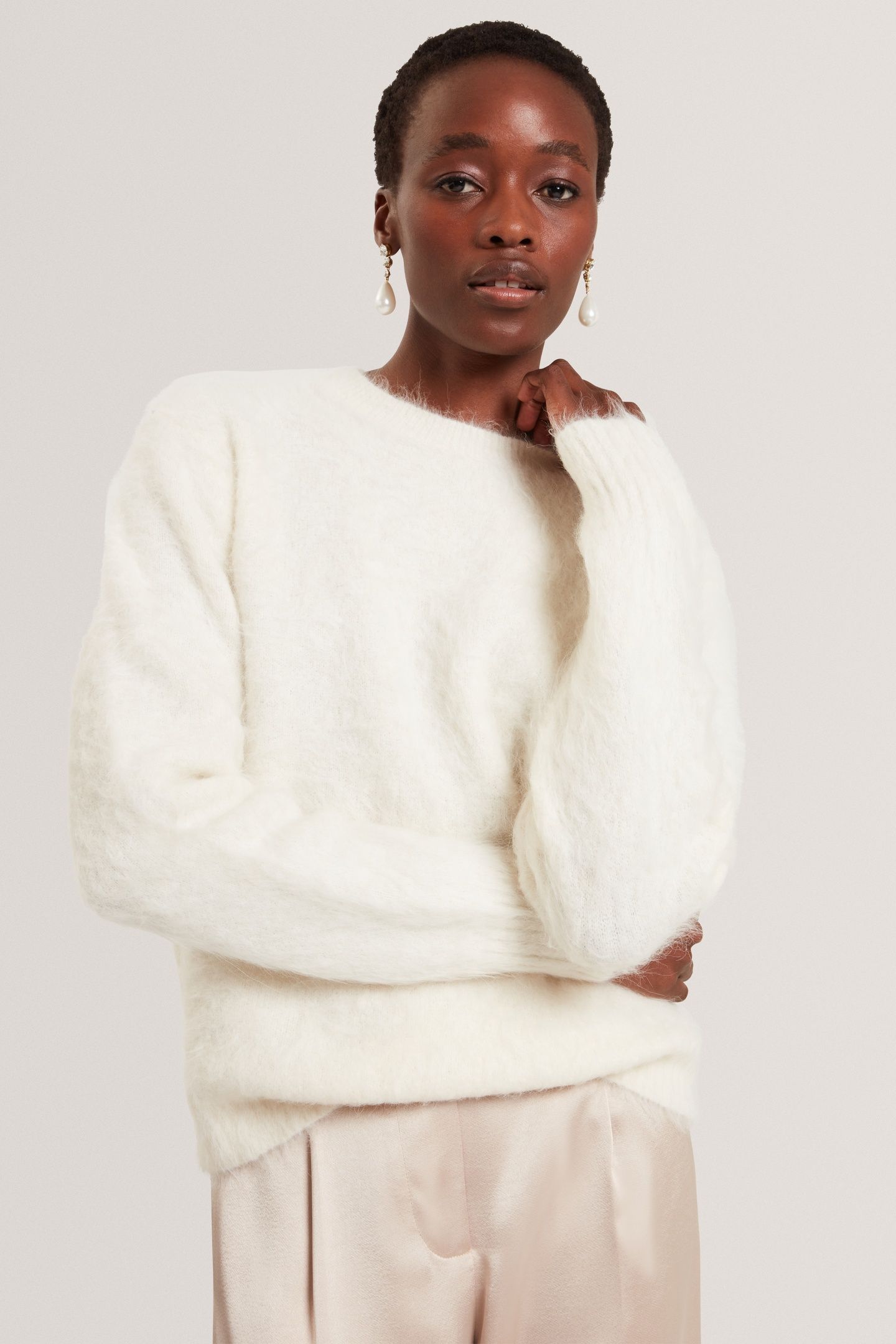 CREW NECK ALPACA JUMPER IVORY 1