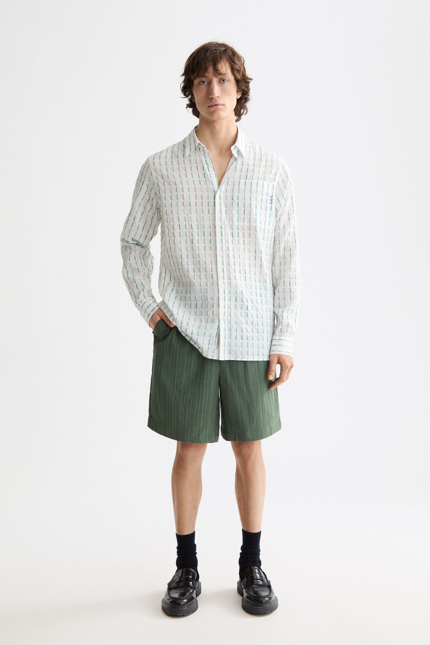 FAVE - TONAL STRIPED REGULAR FIT BERMUDA SHORTS THYME 4