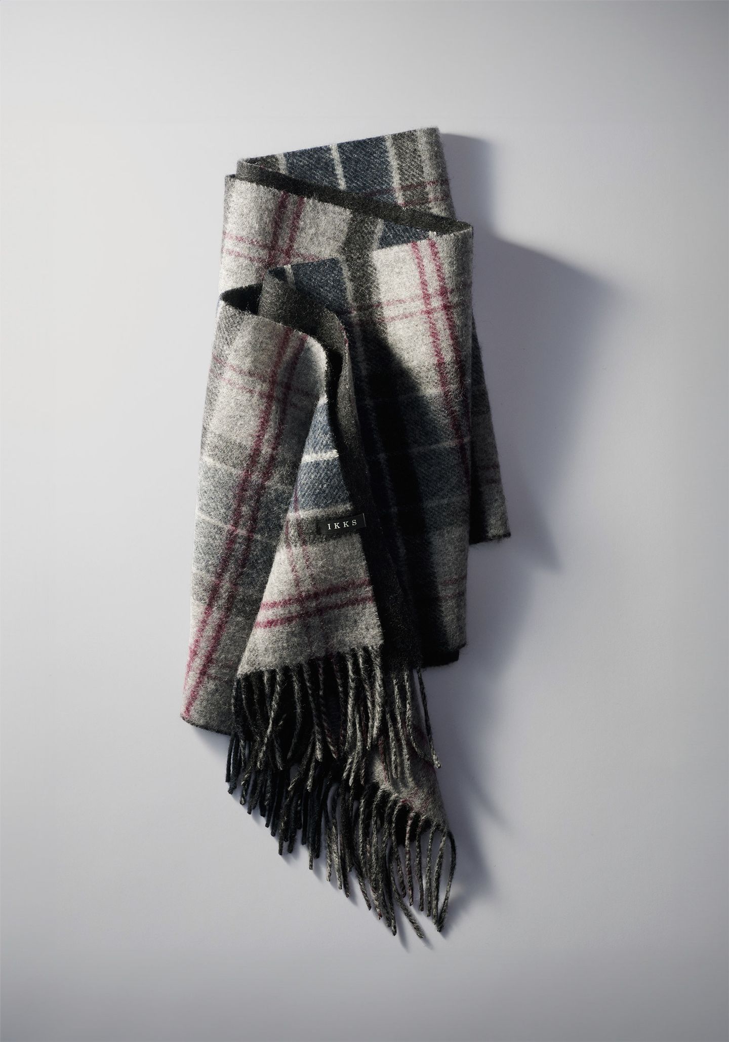 GREY AND BLACK CHECK DOUBLE-SIDED SCARF 4