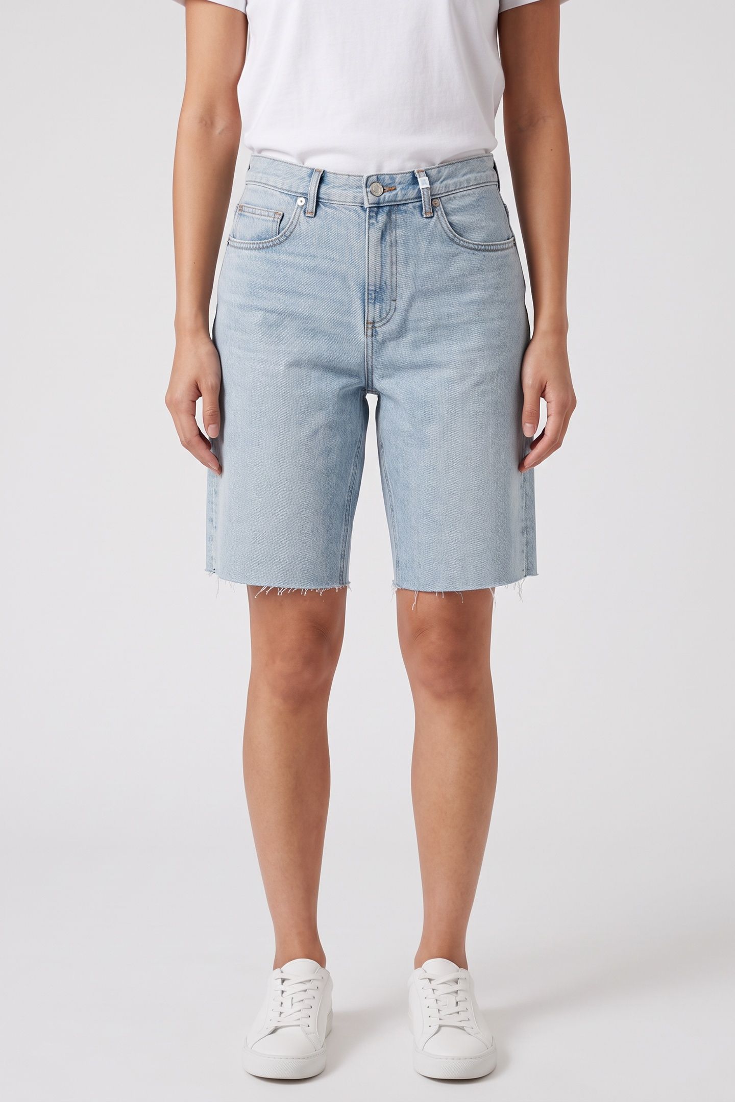 UNISEX DENIM BERMUDA SHORTS LIGHT BLUE 1
