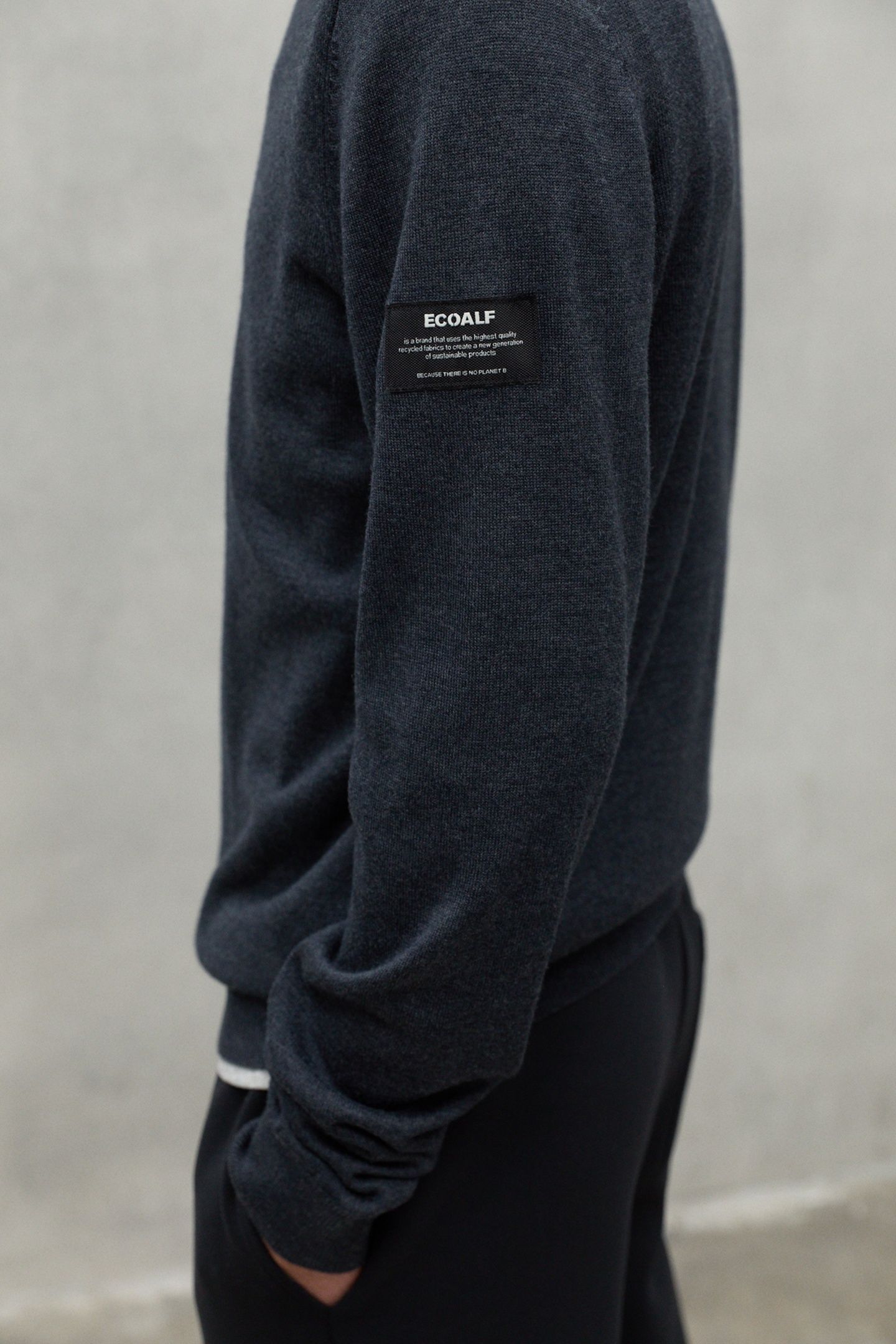 FERROALF KNIT DARK GREY MELANGE 5