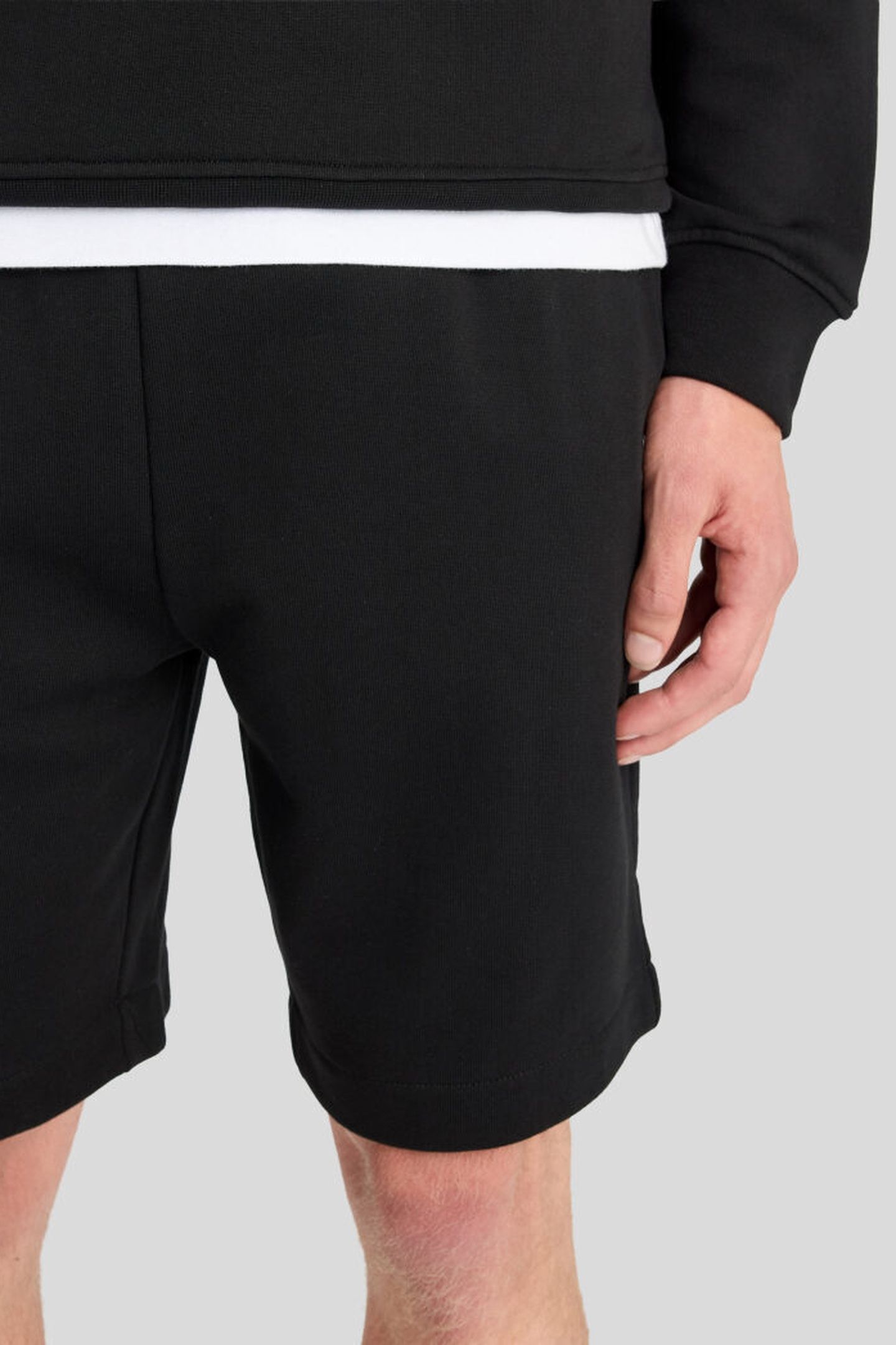 SUPERFINE SWEATSHORT JET BLACK 5