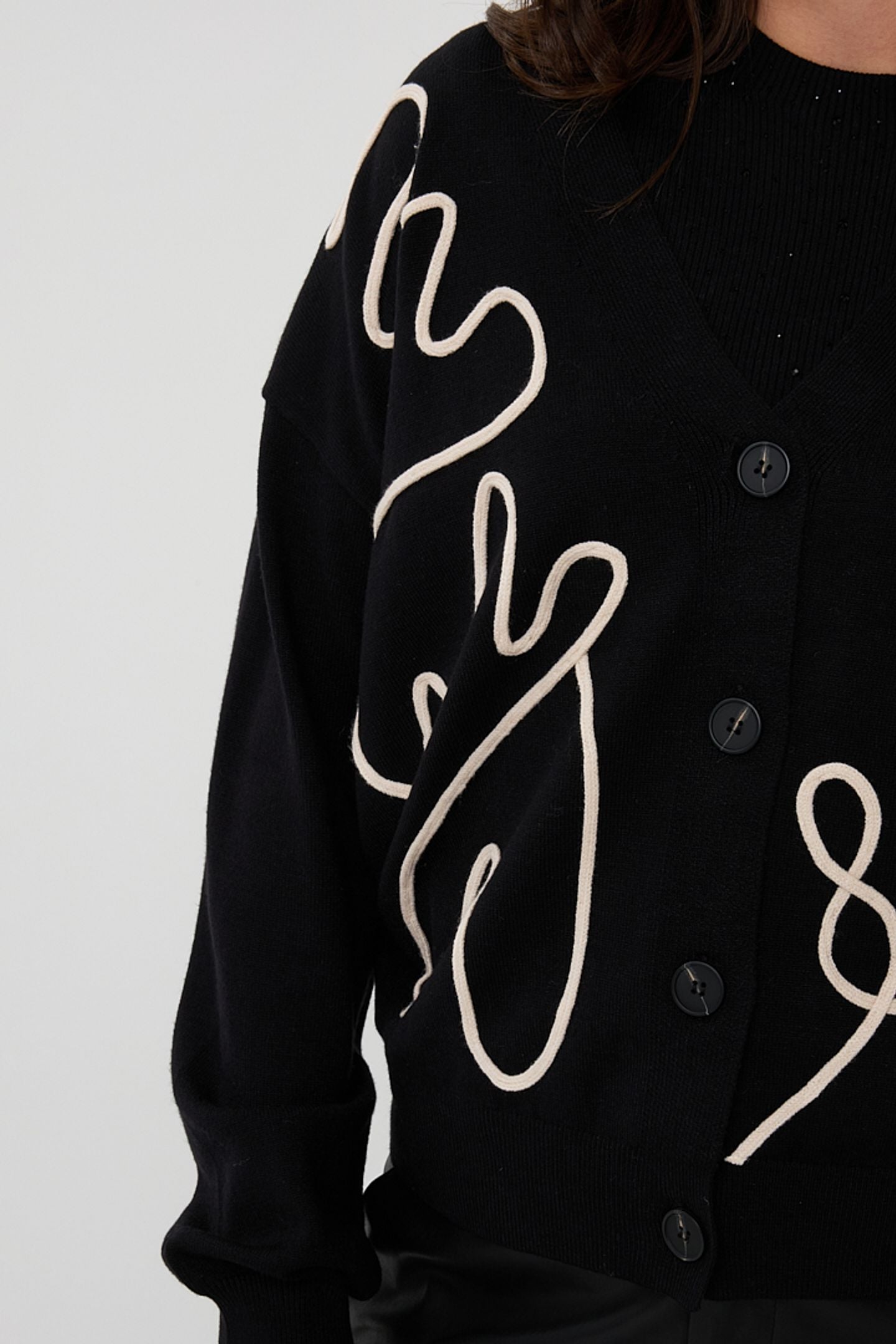 CARDIGAN TAPE PATCH BLACK 8
