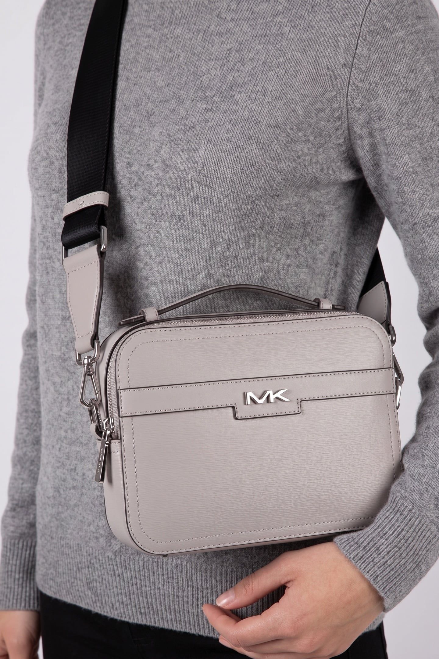 EMBELLISHED MAP BAG PEARL GREY 3