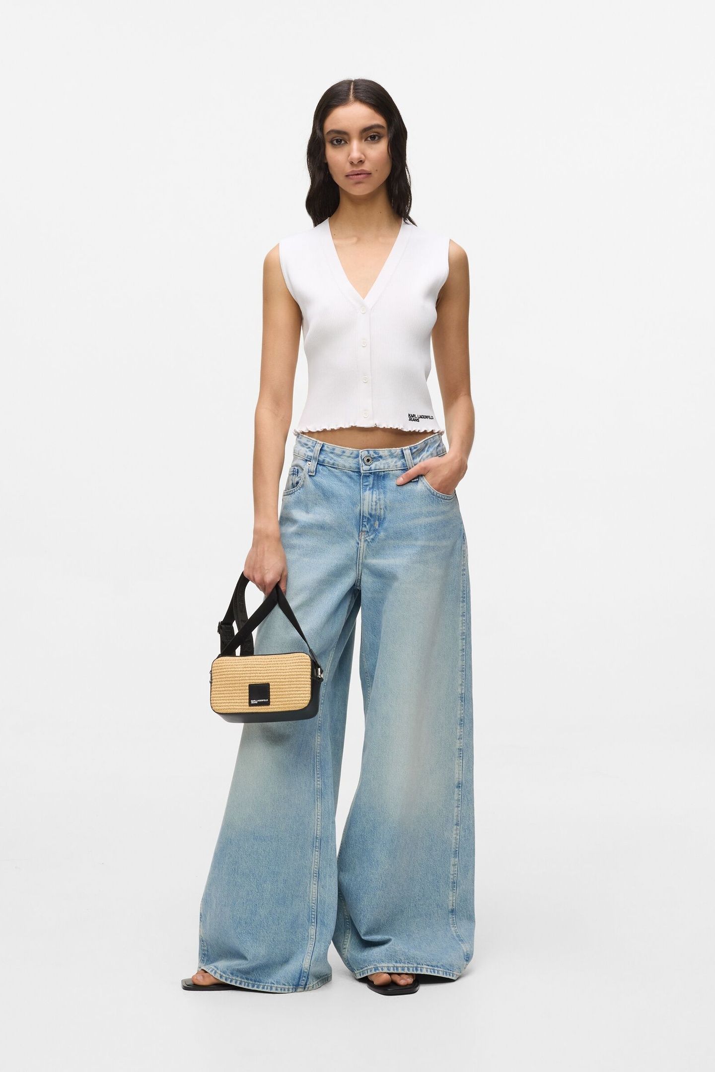 KLJ LR WIDE LEG PANEL DENIM WASHED LIGHT BLUE 2