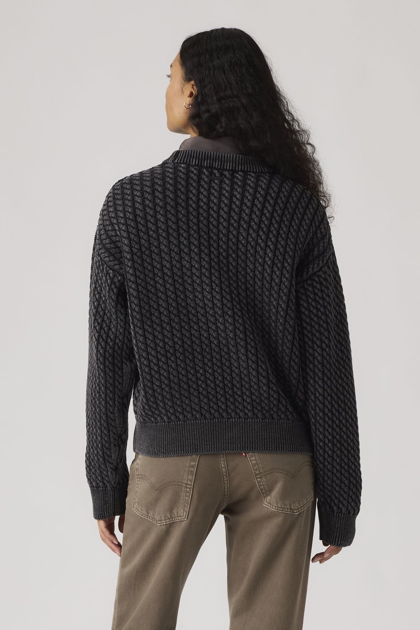 LEILAH CABLE CREWNECK SWEATER 2