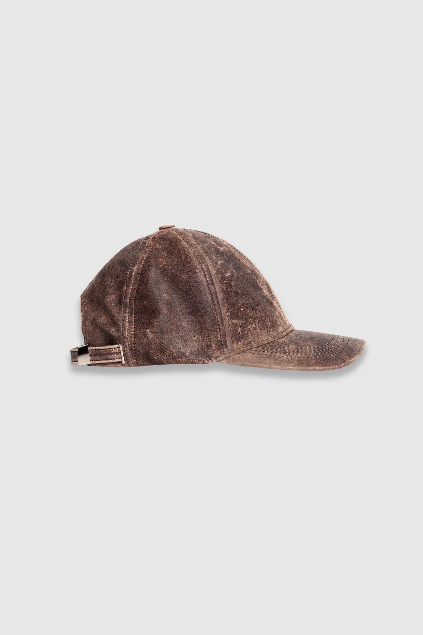 BROWN LEATHER CAP WITH PATINA 3