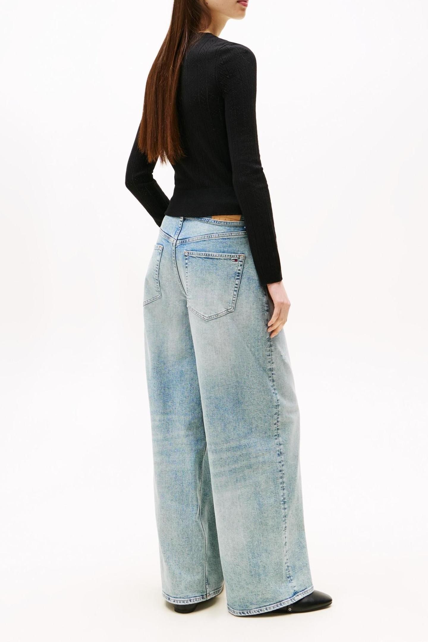 TJW POINTELLE CREW NECK BLACK 3