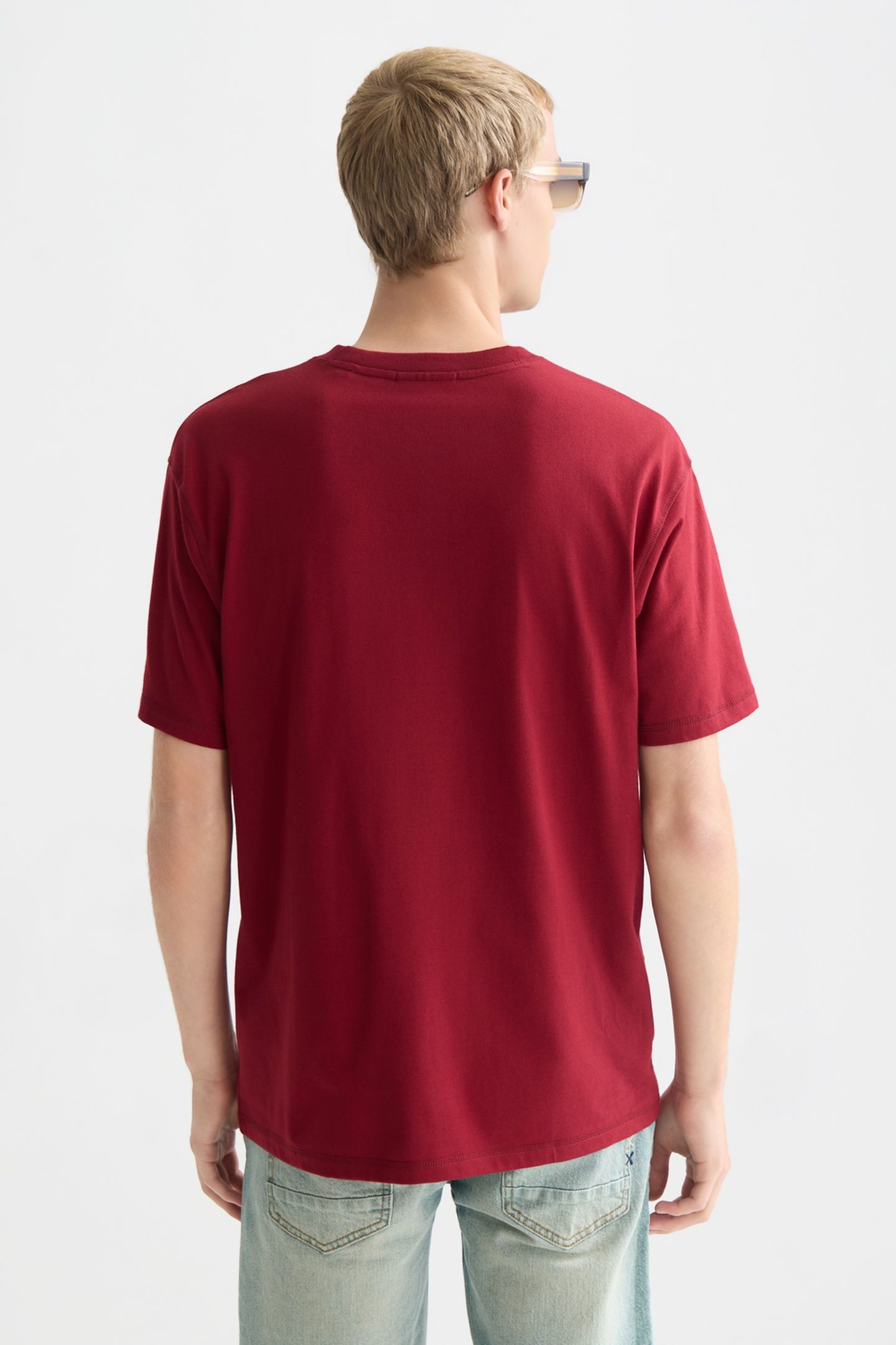 SEASONAL CORE CHEST ARTWORK RELAXEDFIT TSHIRT RED 2