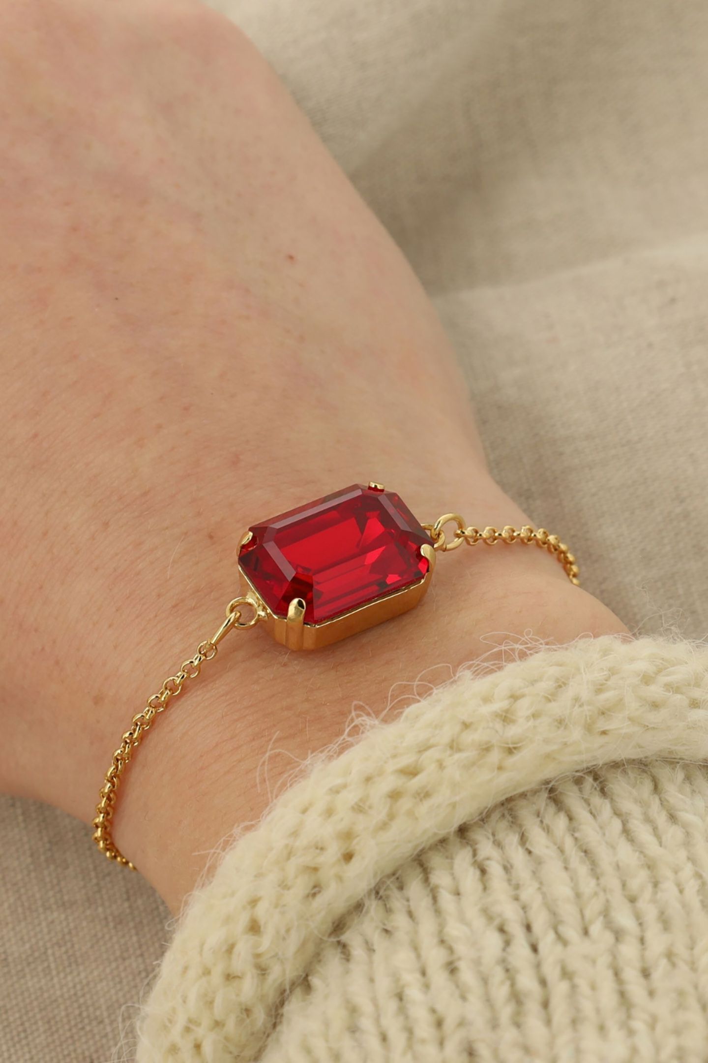 LADY DI BRACELET RED 3