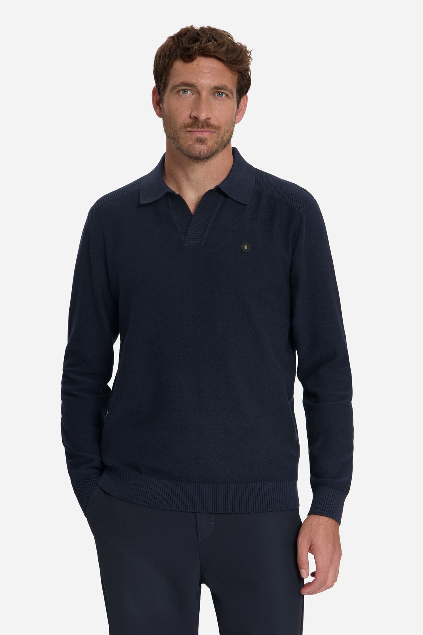PULLOVER V-COLLAR SHOULDER DETAIL DARK NIGHT 3