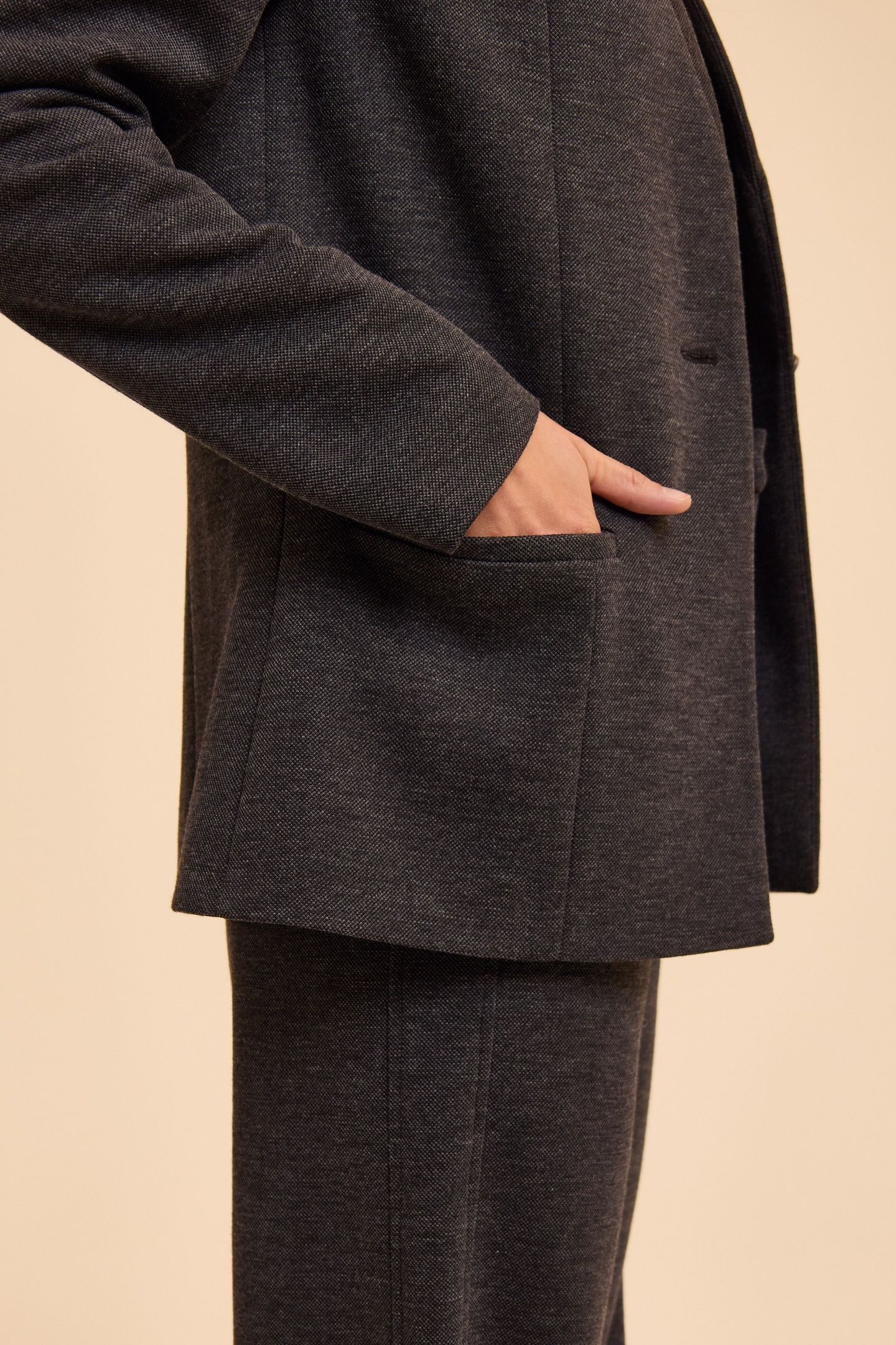 GREY SEMI-PLAIN KNIT SUIT JACKET JULIE 6
