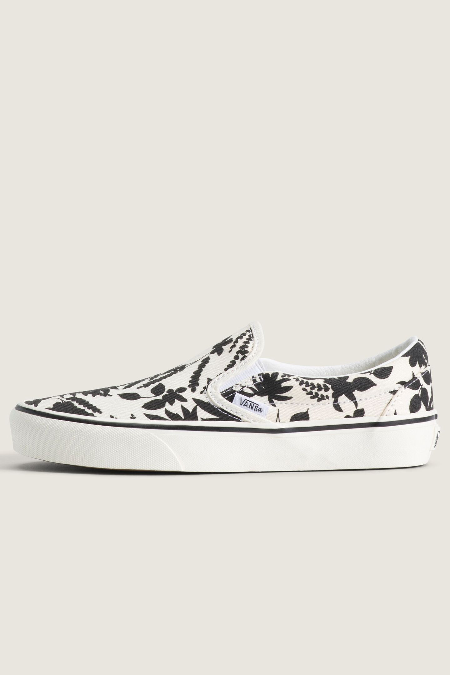 UNISEX CLASSIC SLIP-ON ARCHIVE BLACK 2