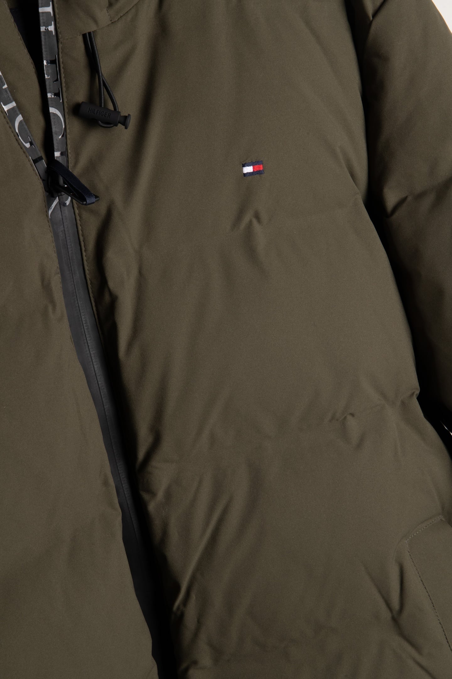 CL MOTION HOODED JACKET ARMY GREEN 4