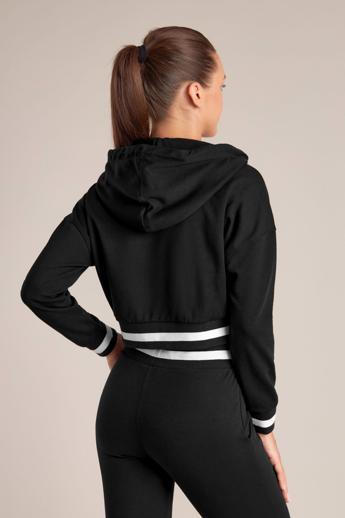 LADIES CROPPED HOODIE BLACK 3