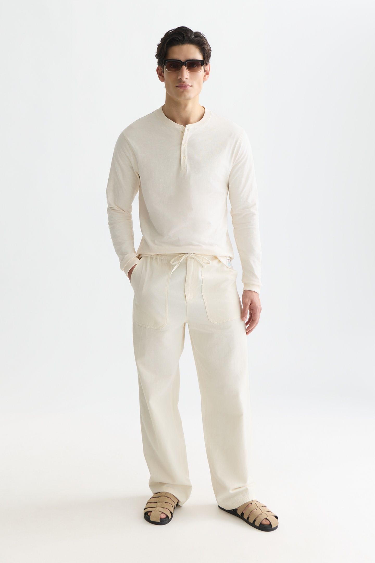 HENLEY SLUB YARN REGULARFIT LONGSLEEVED TSHIRT LIGHT BEIGE 1