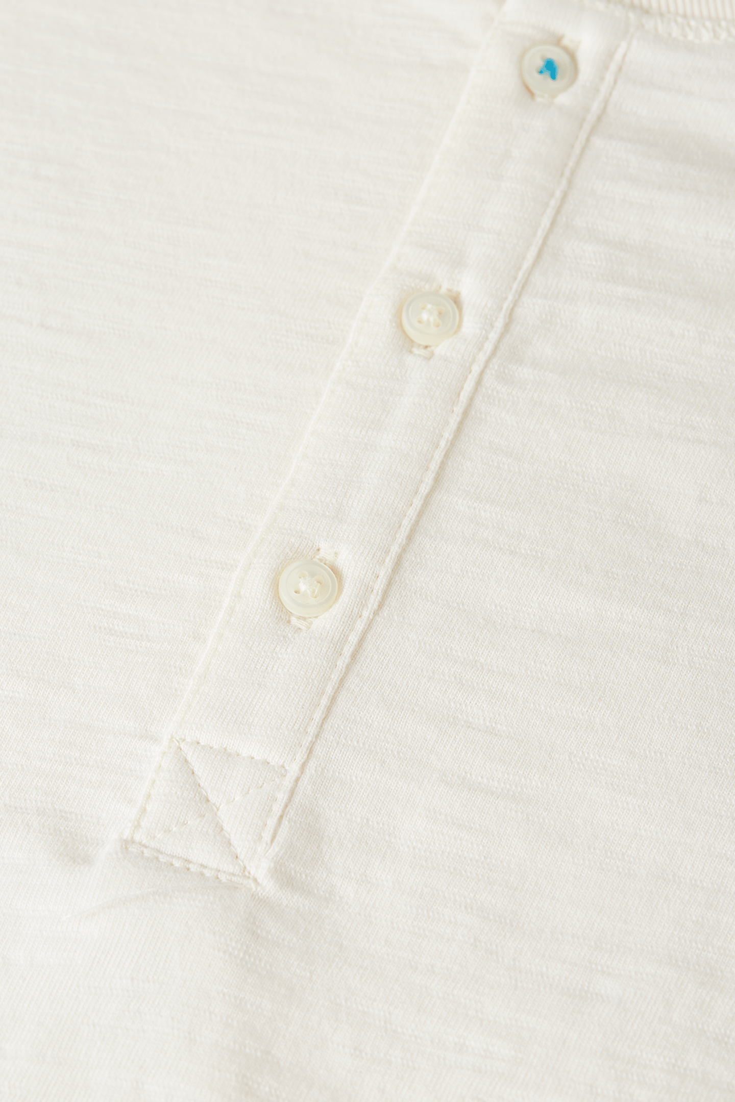 HENLEY SLUB YARN REGULARFIT LONGSLEEVED TSHIRT LIGHT BEIGE 7