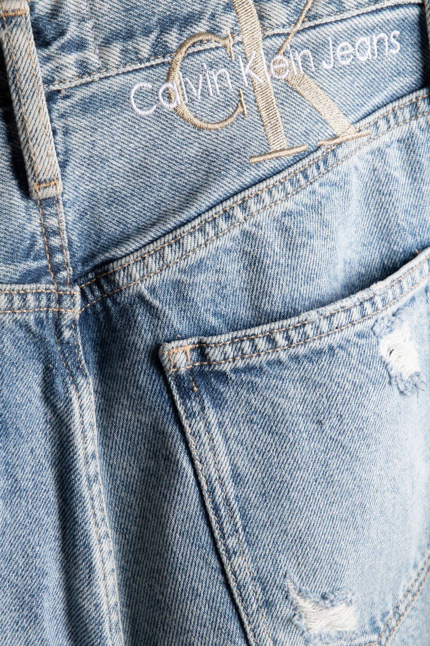 HIGH RISE RELAXED DENIM LIGHT 4
