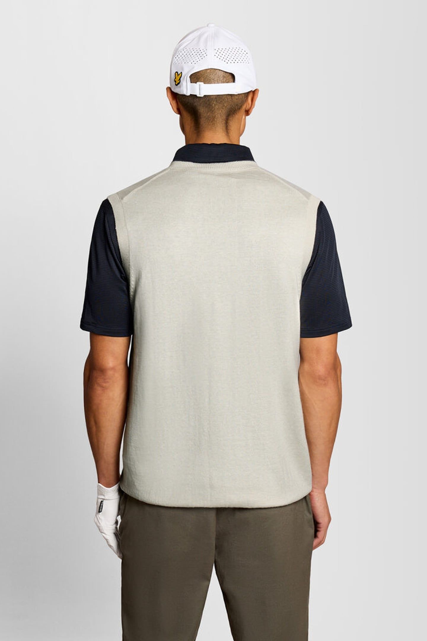 GOLF V NECK LIGHT WEIGHT VEST CLOUD 2