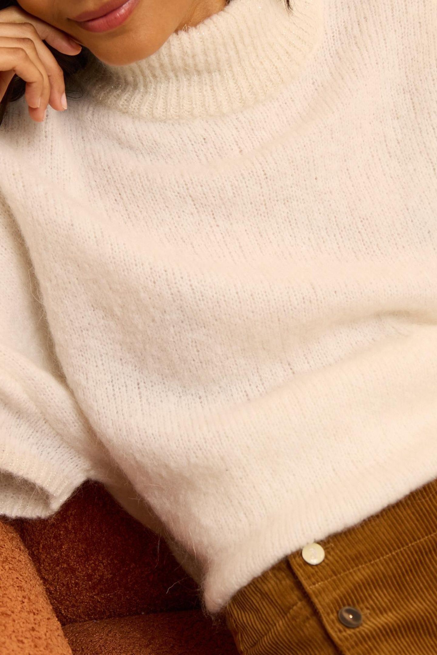 ECRU KNIT SHORT-SLEEVED CAPE SWEATER 6