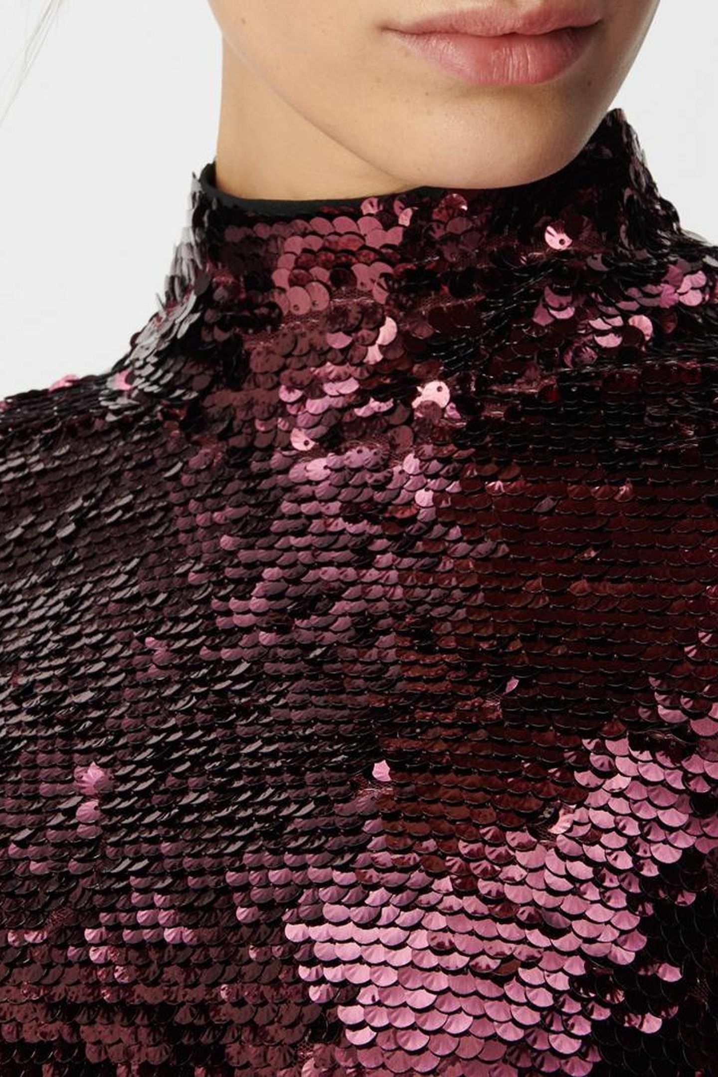 BURGUNDY ALLOVER SEQUIN BACKLESS DRESS 5